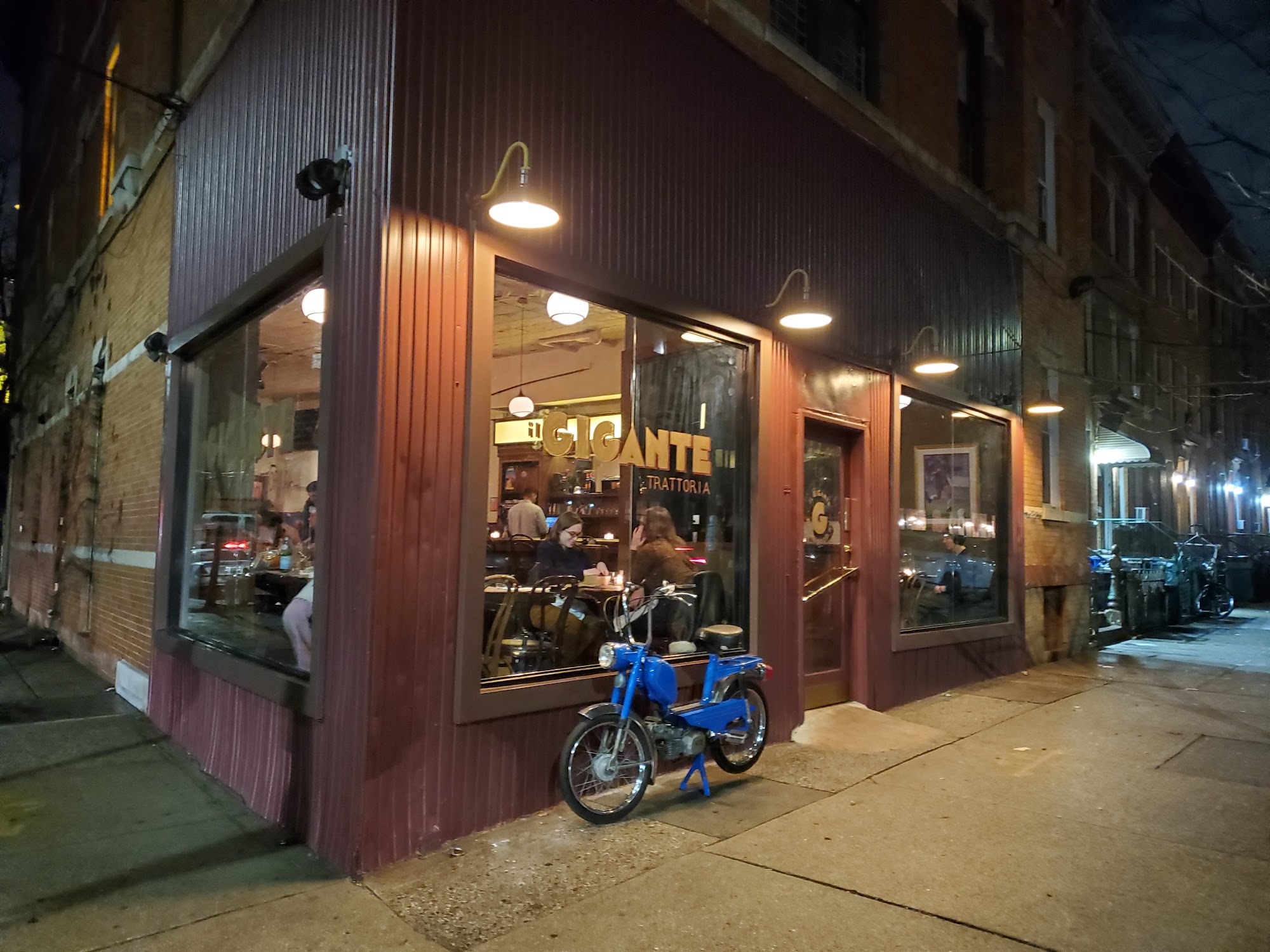 il Gigante 880 Woodward Ave, Ridgewood