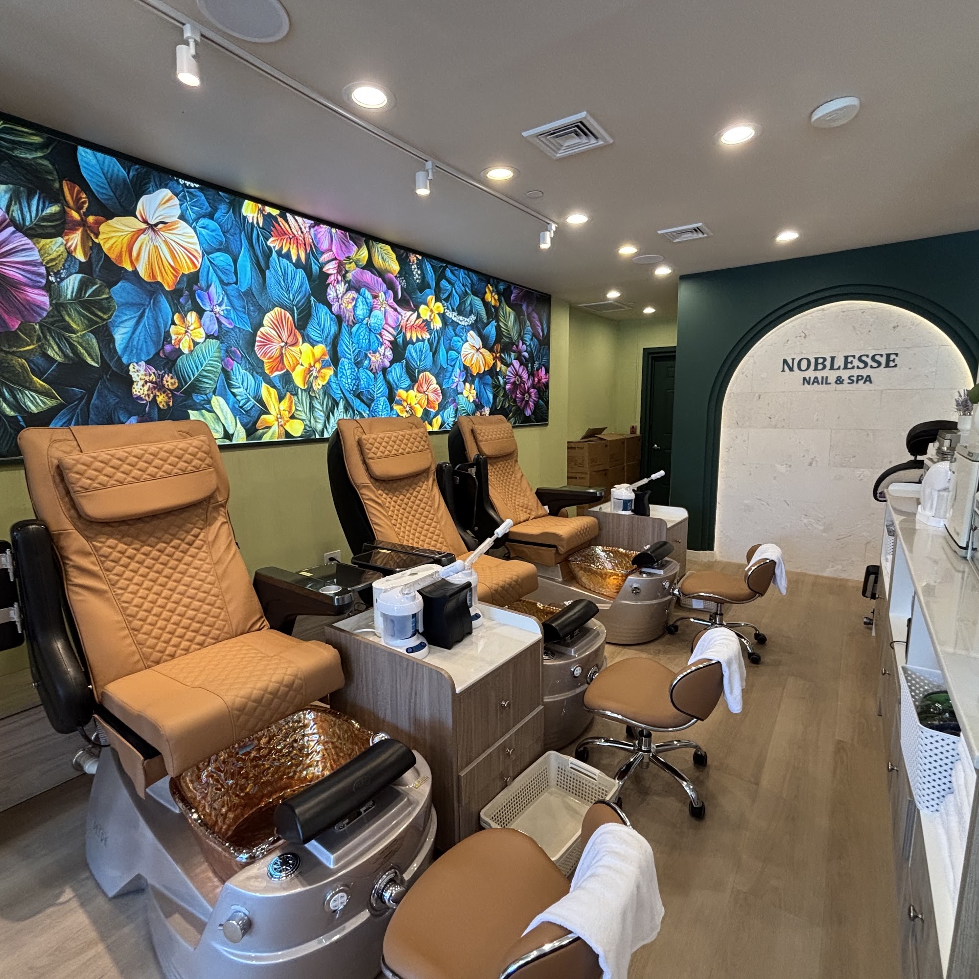Noblesse Nail Spa
