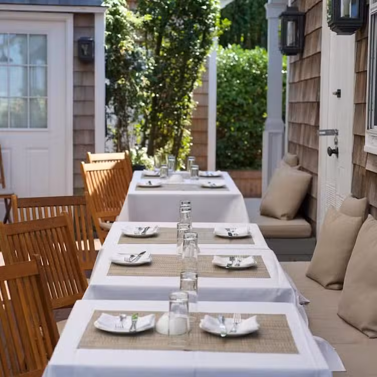 Photo credit: opentable