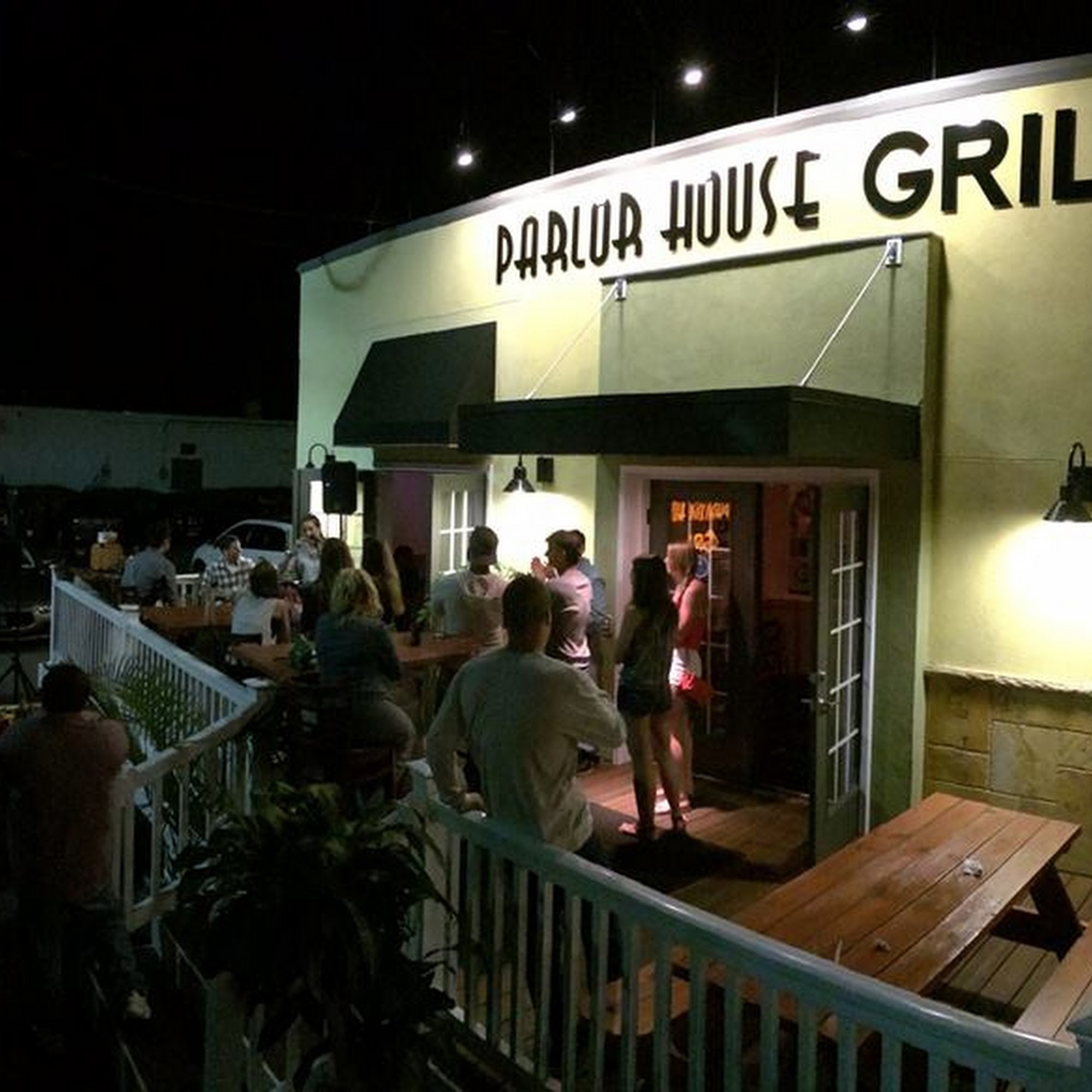Parlor House Grill Sayville