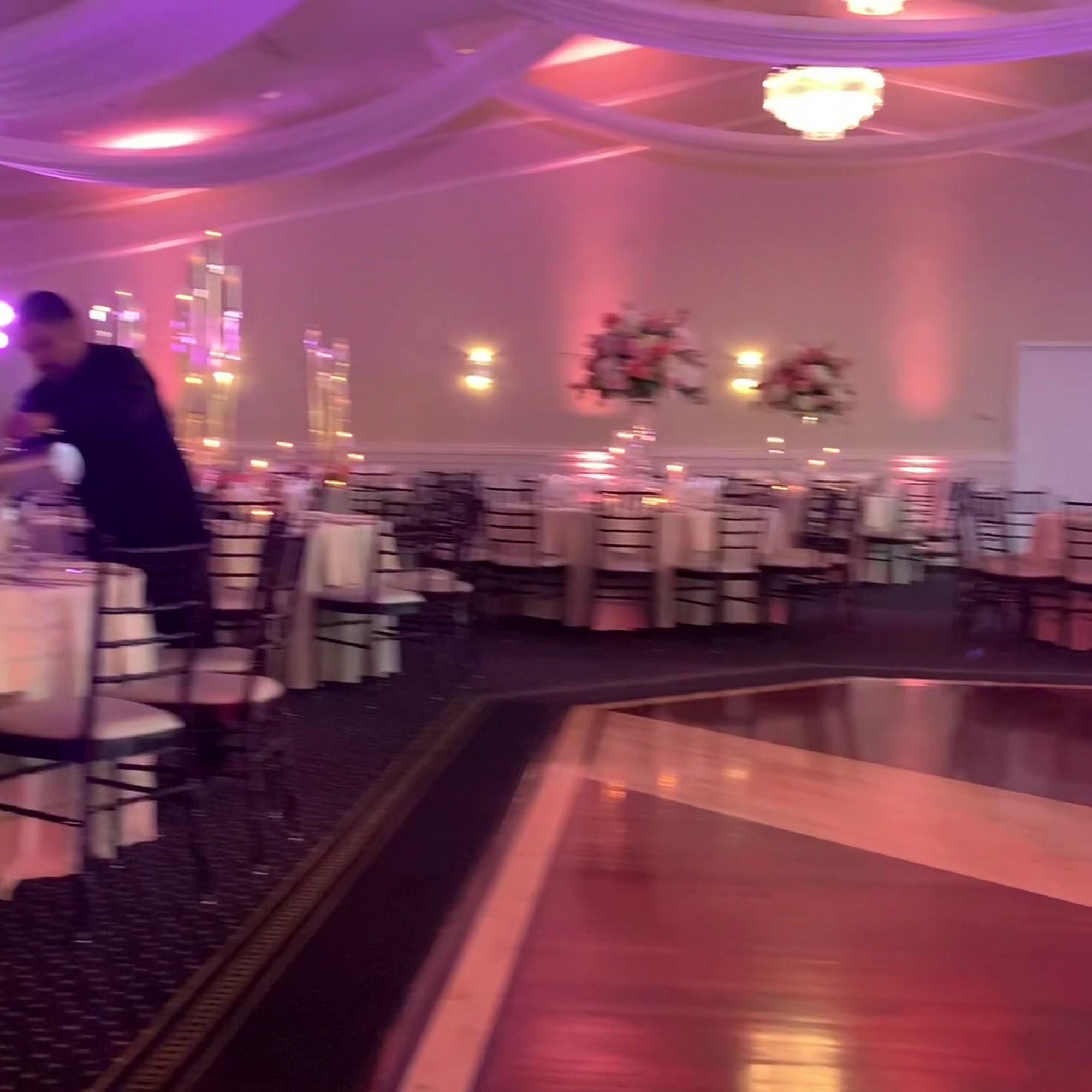 Land's End Waterfront Catering Sayville