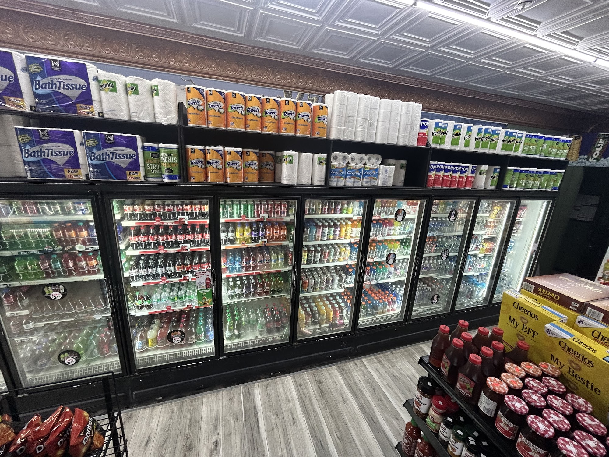 D TOWN MARKET AND GRILL INC. 33 State St, Schenectady