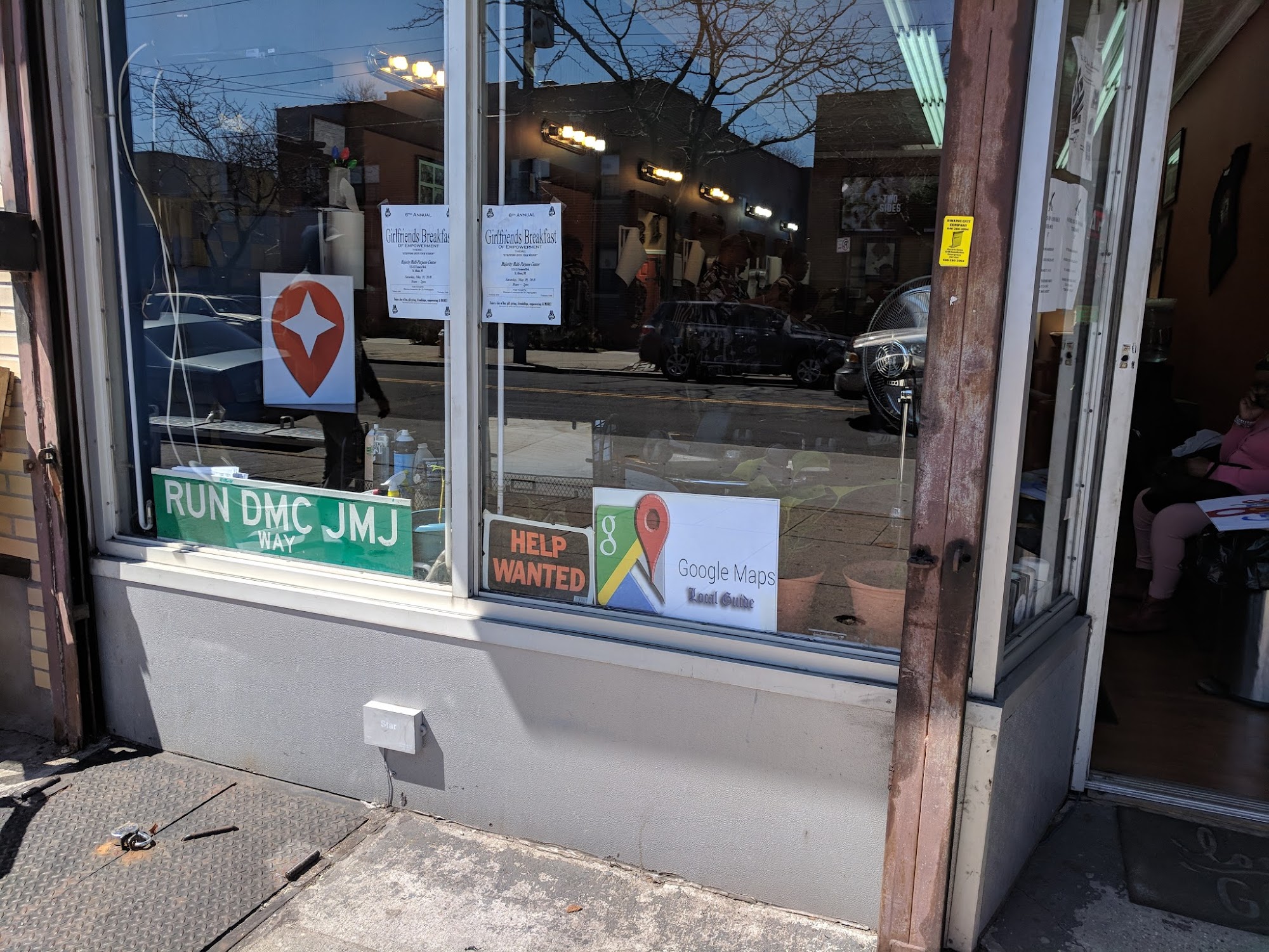 In The Chair Barber Shop 202-13 Hollis Ave, St. Albans New York 11412