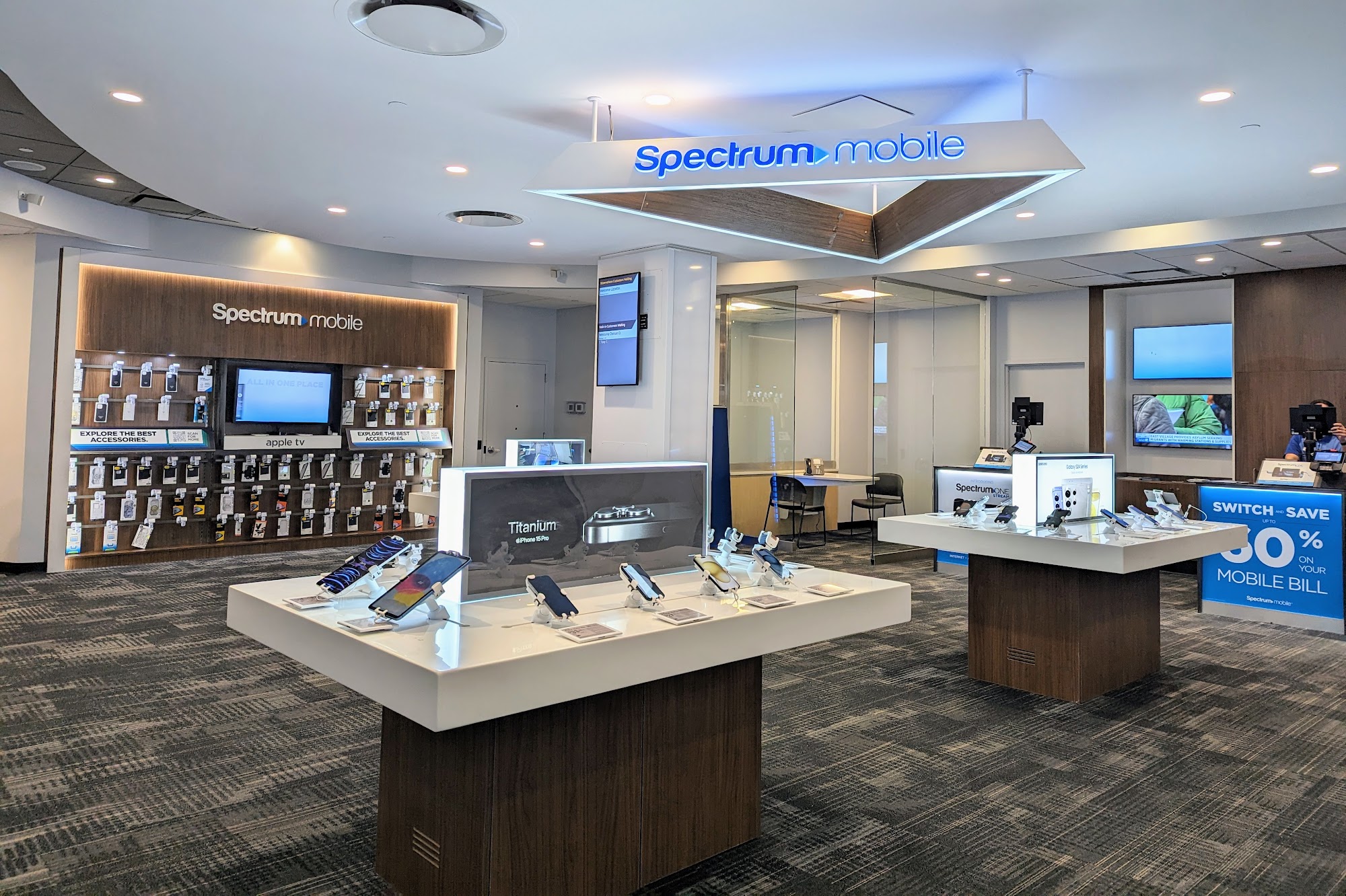 SPECTRUM STORE 2845 Richmond Shopping Center, Staten Island NY