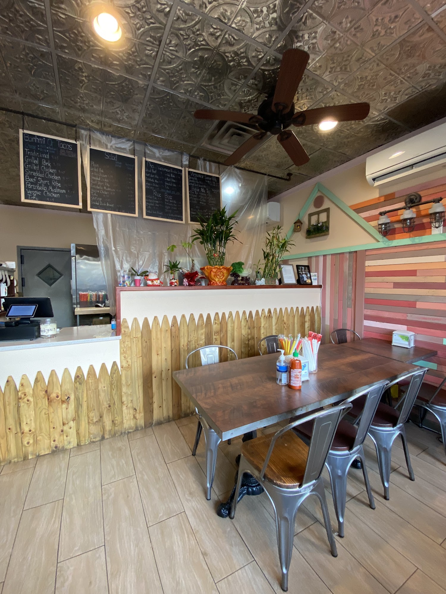 Banhmis & Asian Cuisine Staten Island