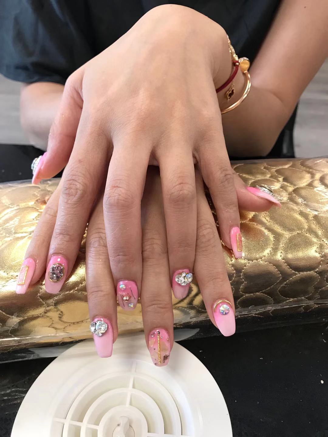 3D nail salon 50 Richmond Ter, Staten Island New York 10301
