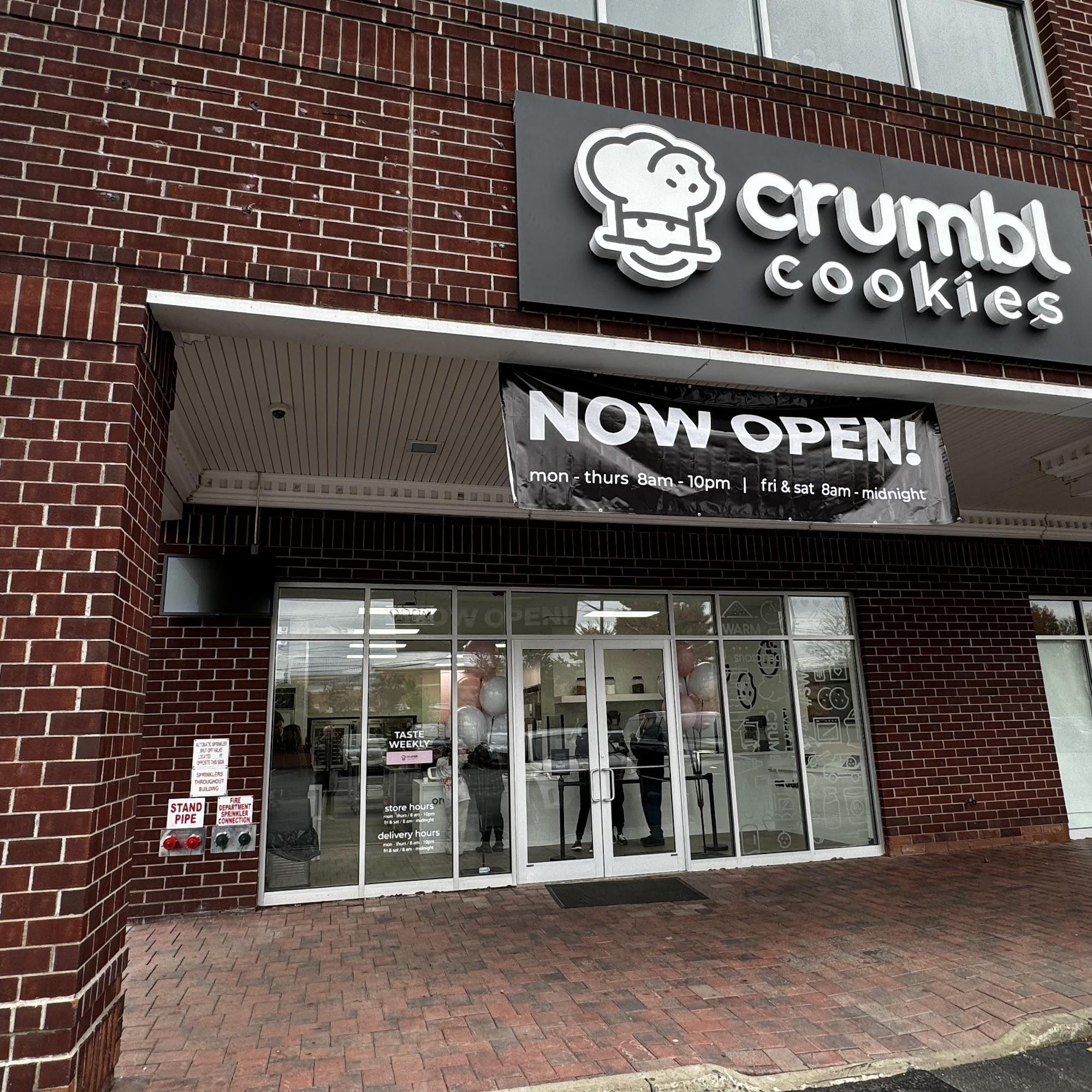 Crumbl 2955 Veterans Rd W, Staten Island