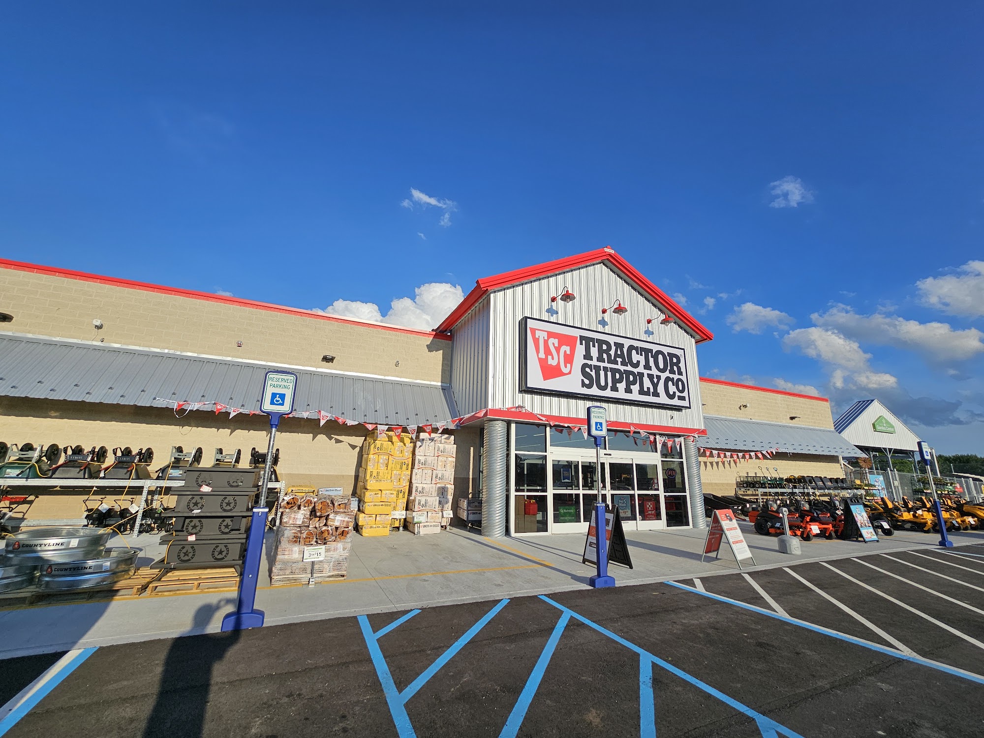 Tractor Supply Co. Tully