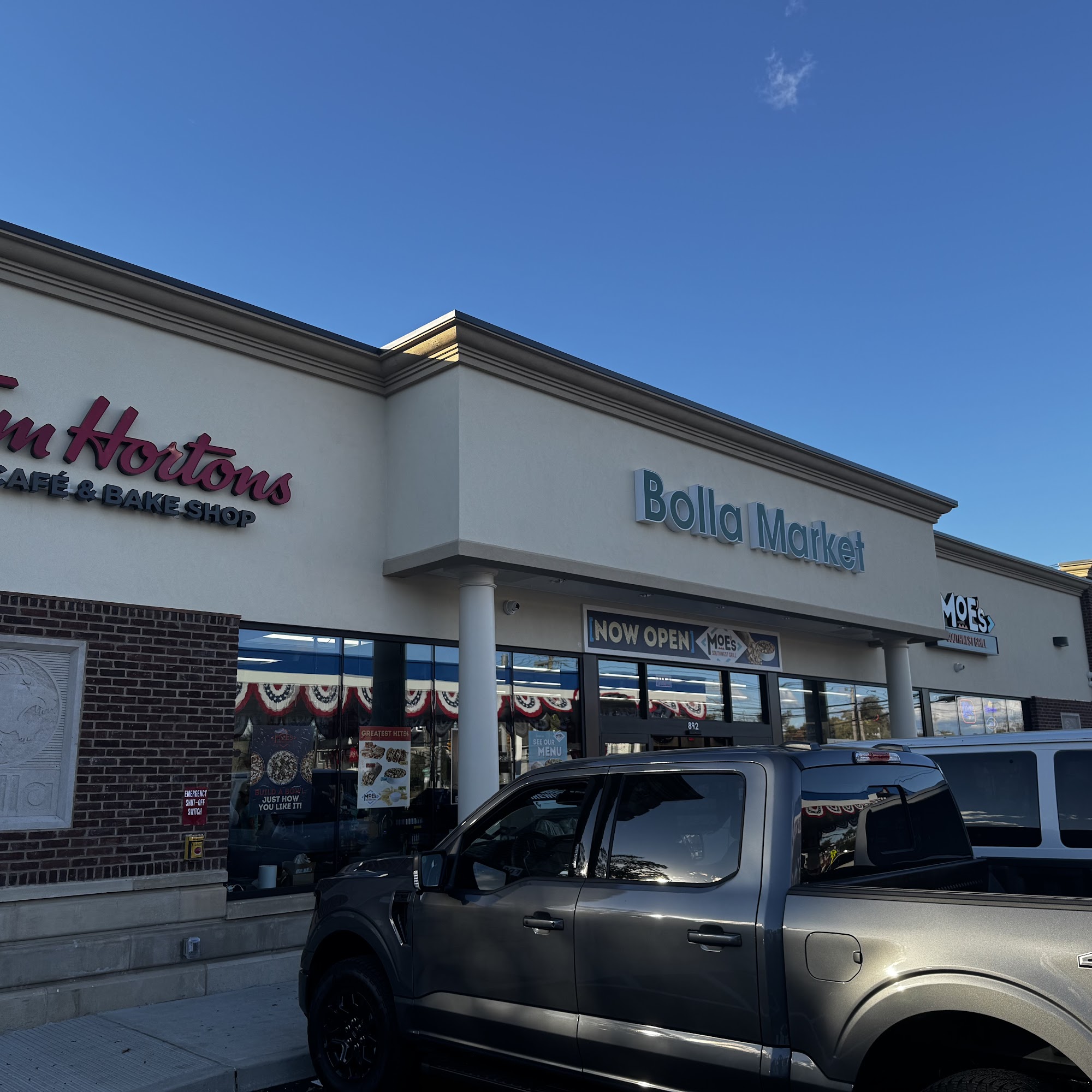 Bolla Market Wantagh