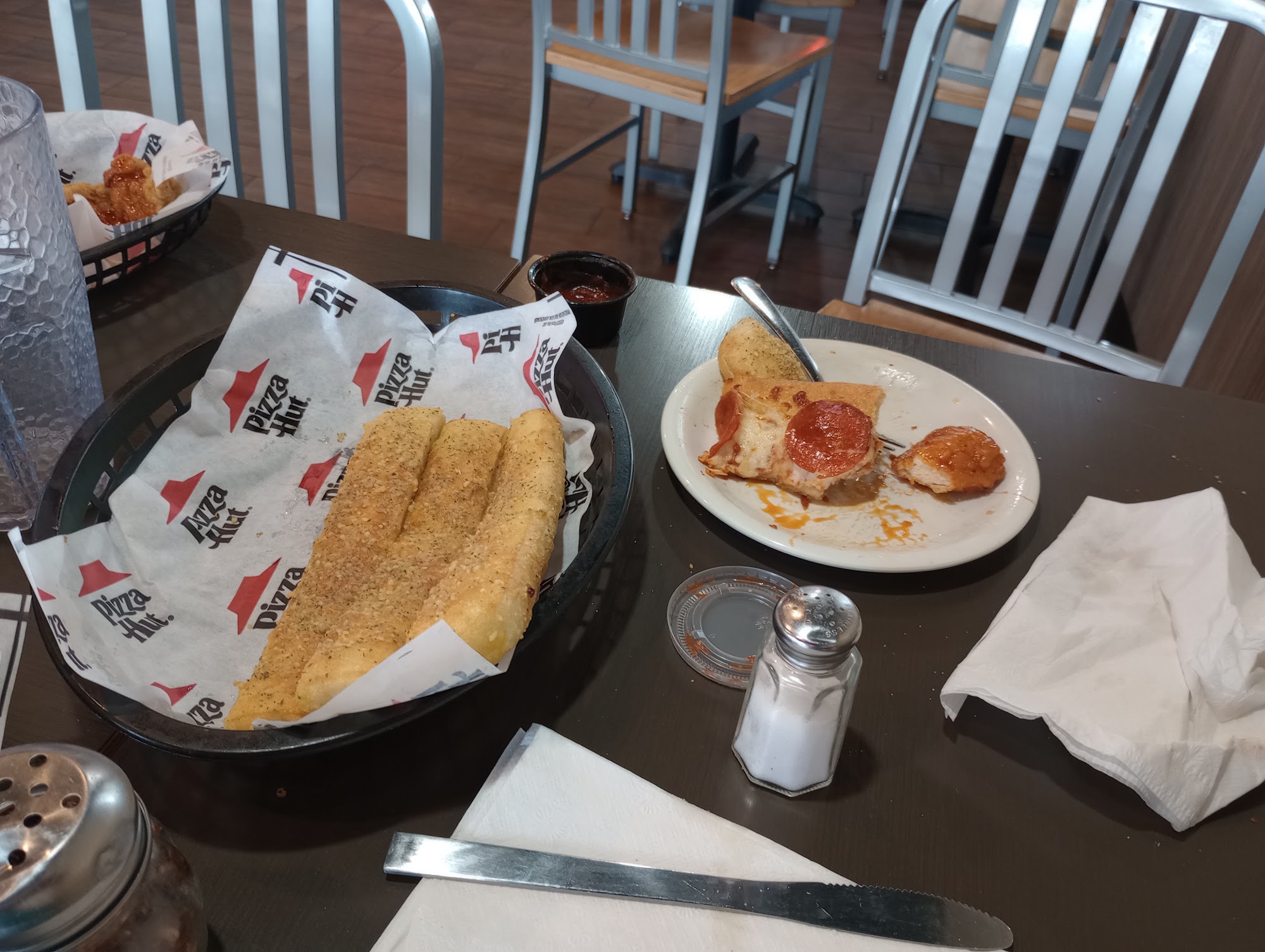 Pizza Hut