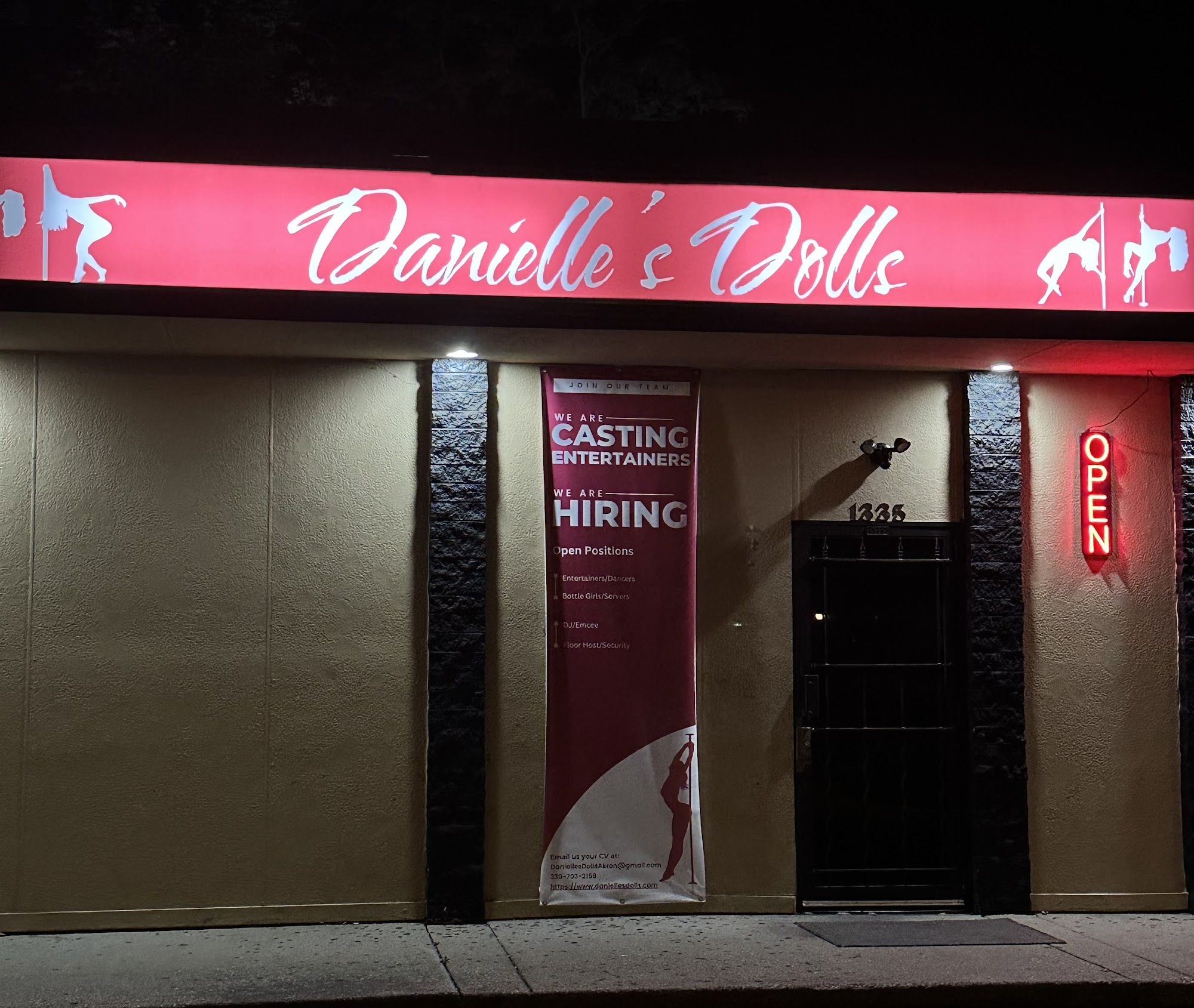 Danielles Dolls Akron