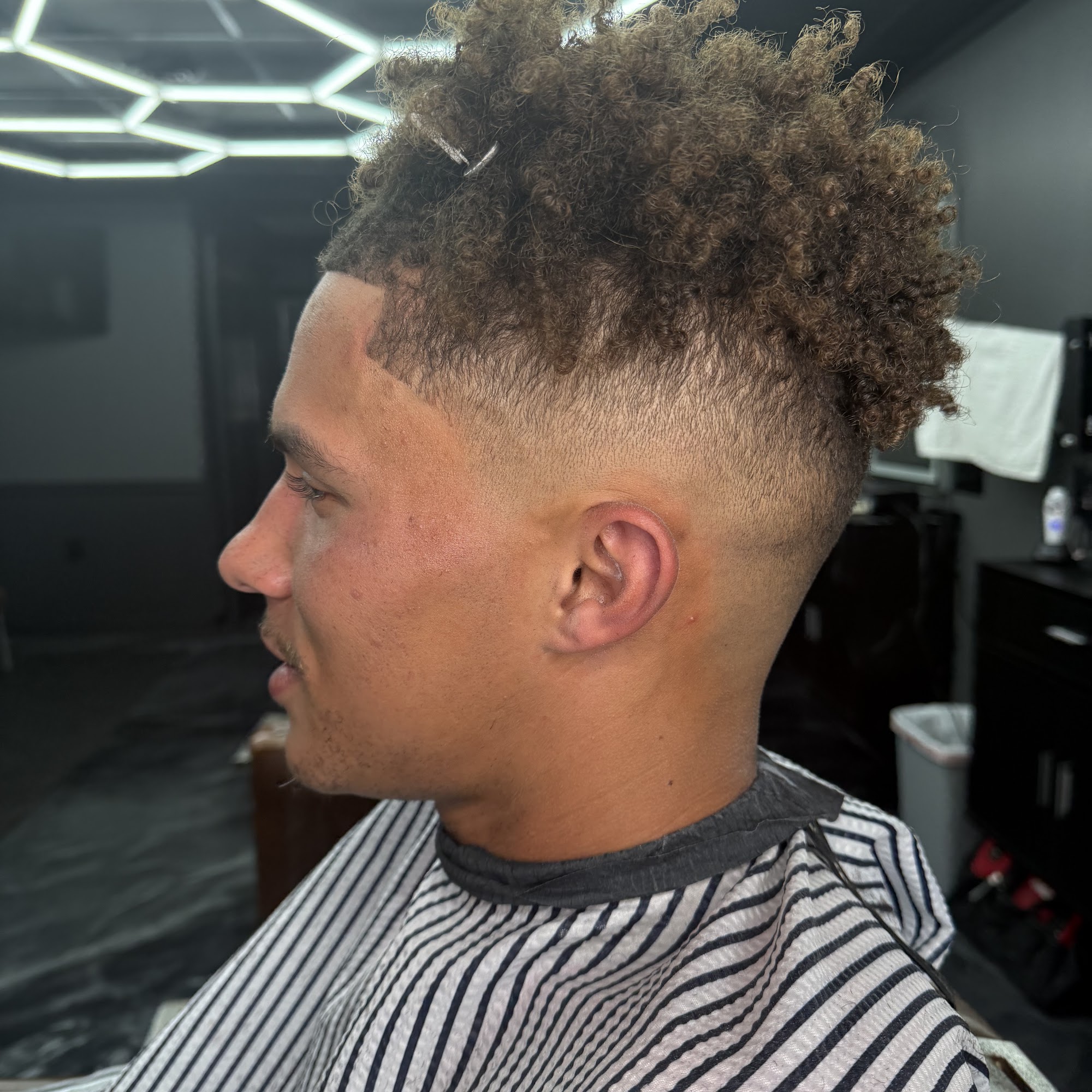 Kade Taliaferro @ Penningtons Barbershop Akron