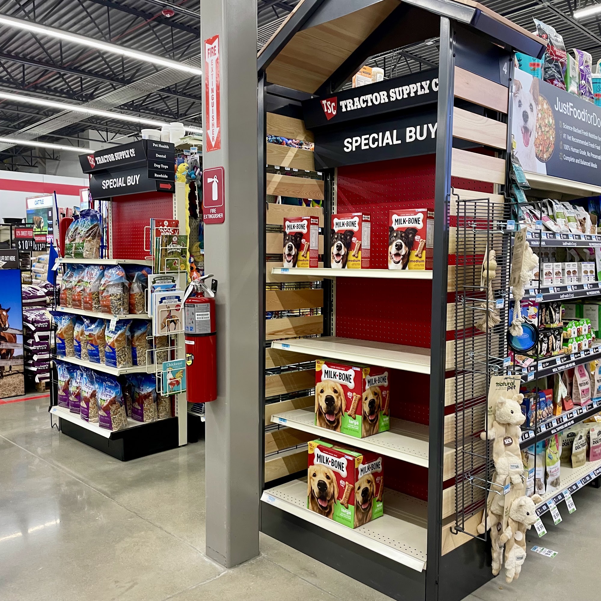 Tractor Supply Amelia