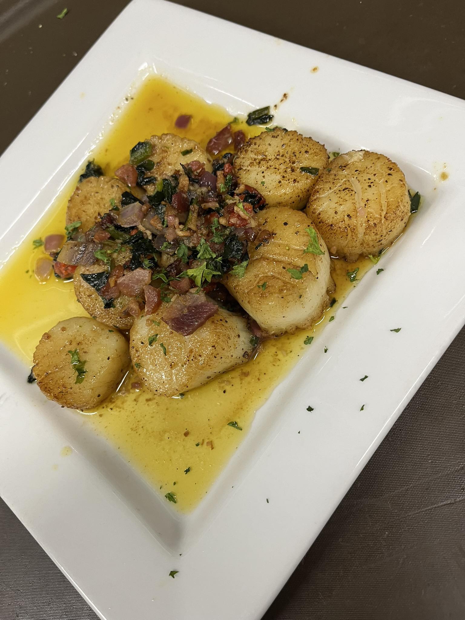 Martinis Restaurant & Lounge Ashtabula