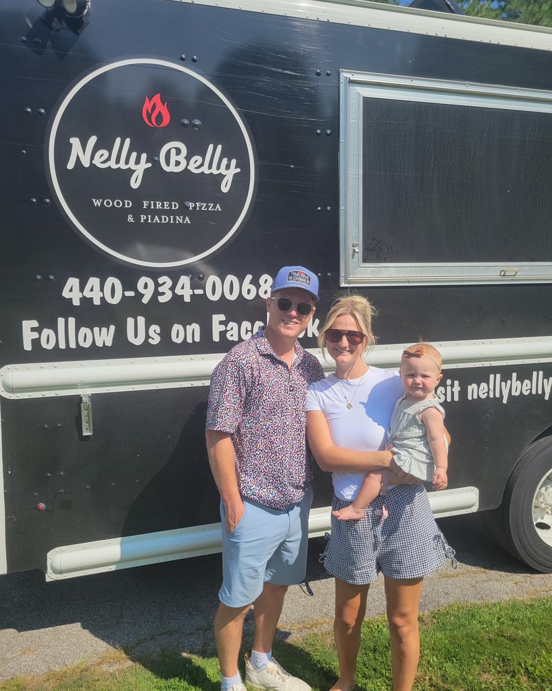 Nelly Belly Woodfired Pizza and Piadina Food Truck| Catering Avon Avon