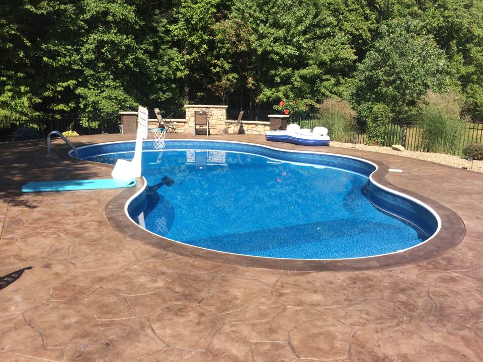 R & R Pool & Spa Co 711 W Bagley Rd H6, Berea Ohio 44017