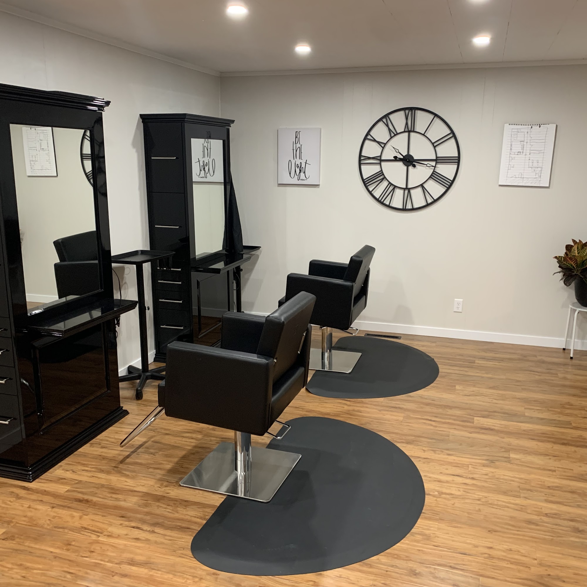 Salon Four Seven 409 West St, Caldwell Ohio 43724
