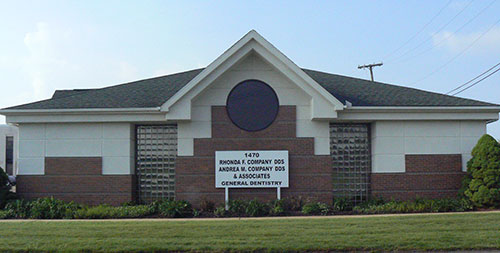 Rhonda F. Company DDS Andrea M. Company DDS & Associates General Dentistry 1470 W Valentine Cir NW, Canton Ohio 44708