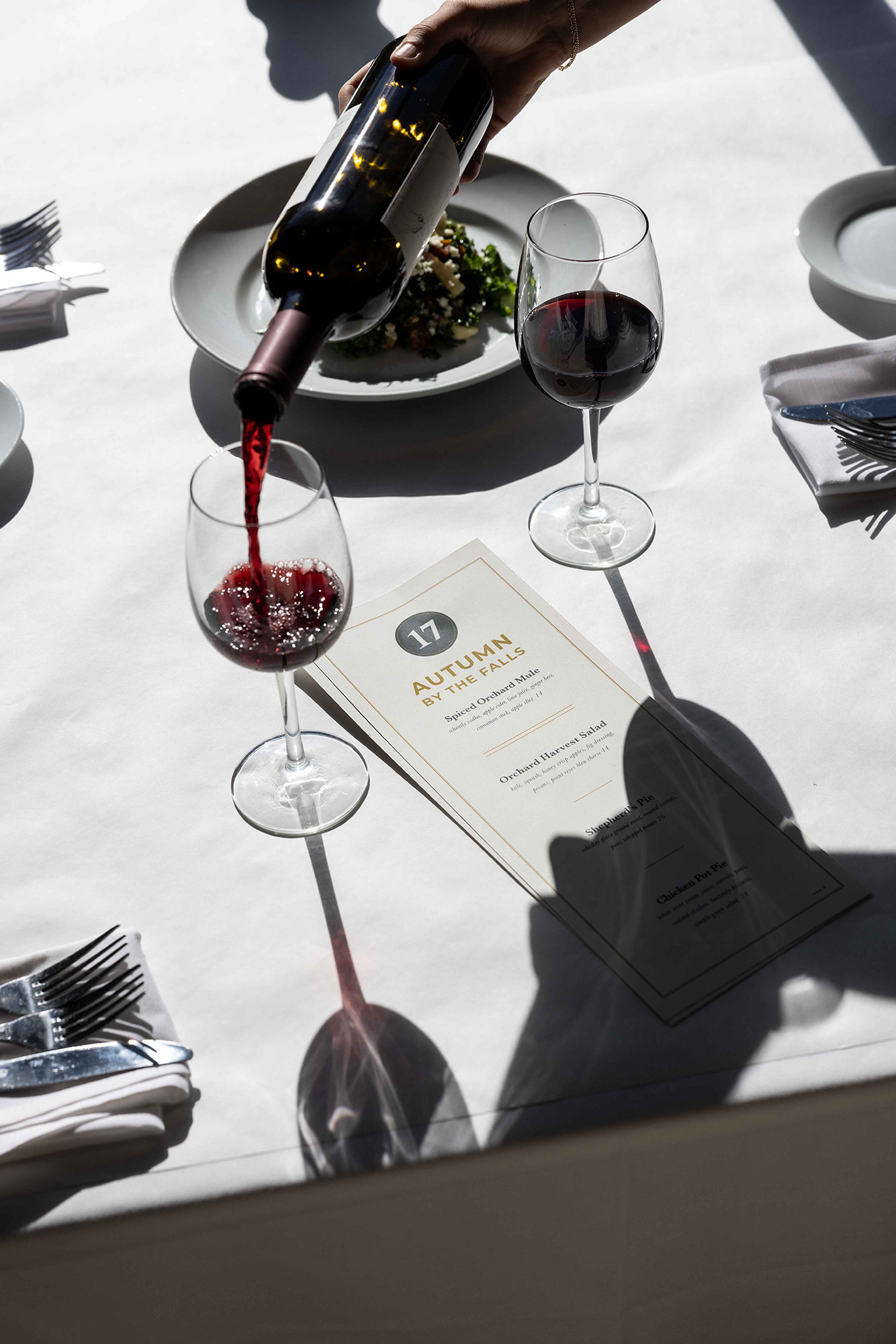 17 River Grille Chagrin Falls