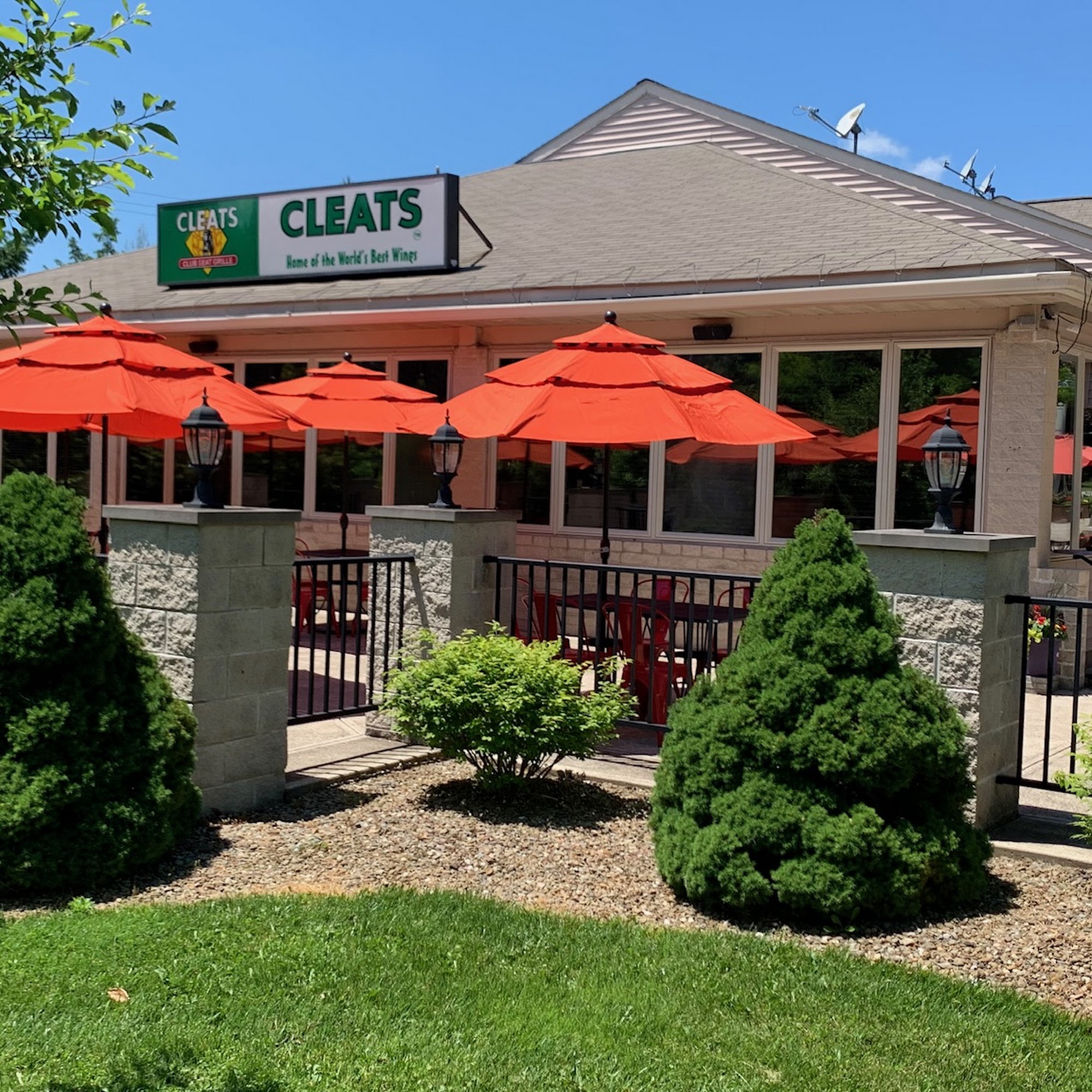 Cleats Chardon Chardon