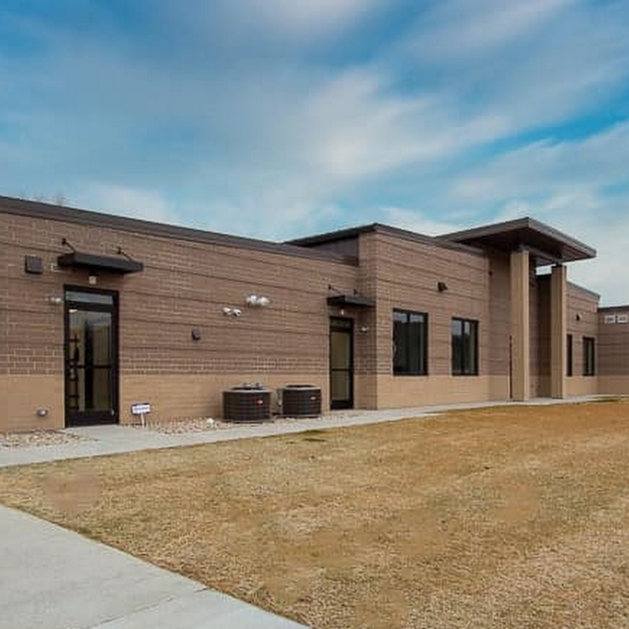 Lewis Animal Hospital - Ridge Cincinnati