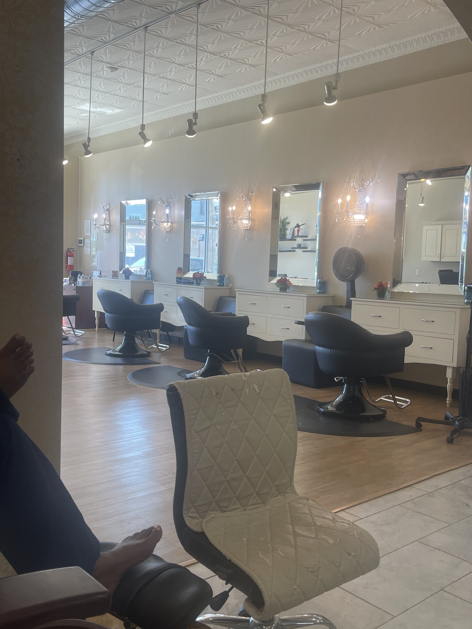 International Hair Design 3504 Harrison Ave, Cincinnati Ohio 45211