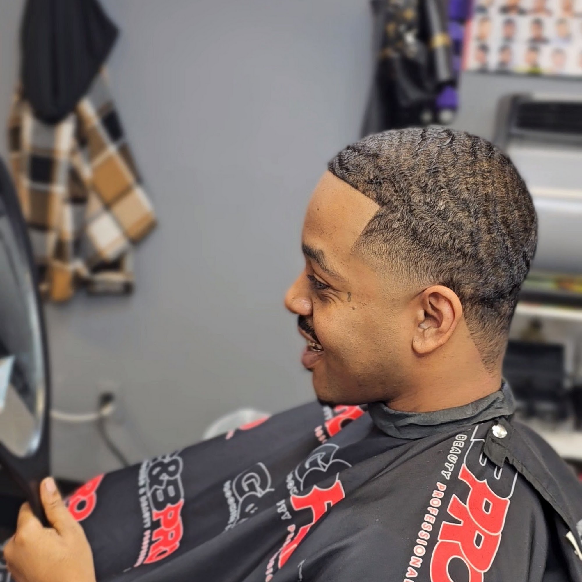 DRECAR CUTZ 3349 Harrison Ave, Cincinnati Ohio 45211
