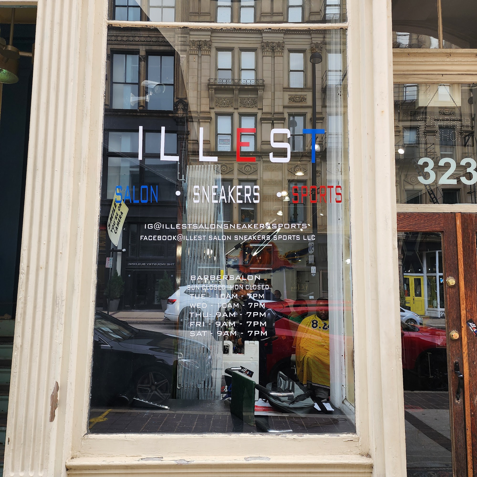 Illest salon sneakers sports 323 W 4th St, Cincinnati Ohio 45202