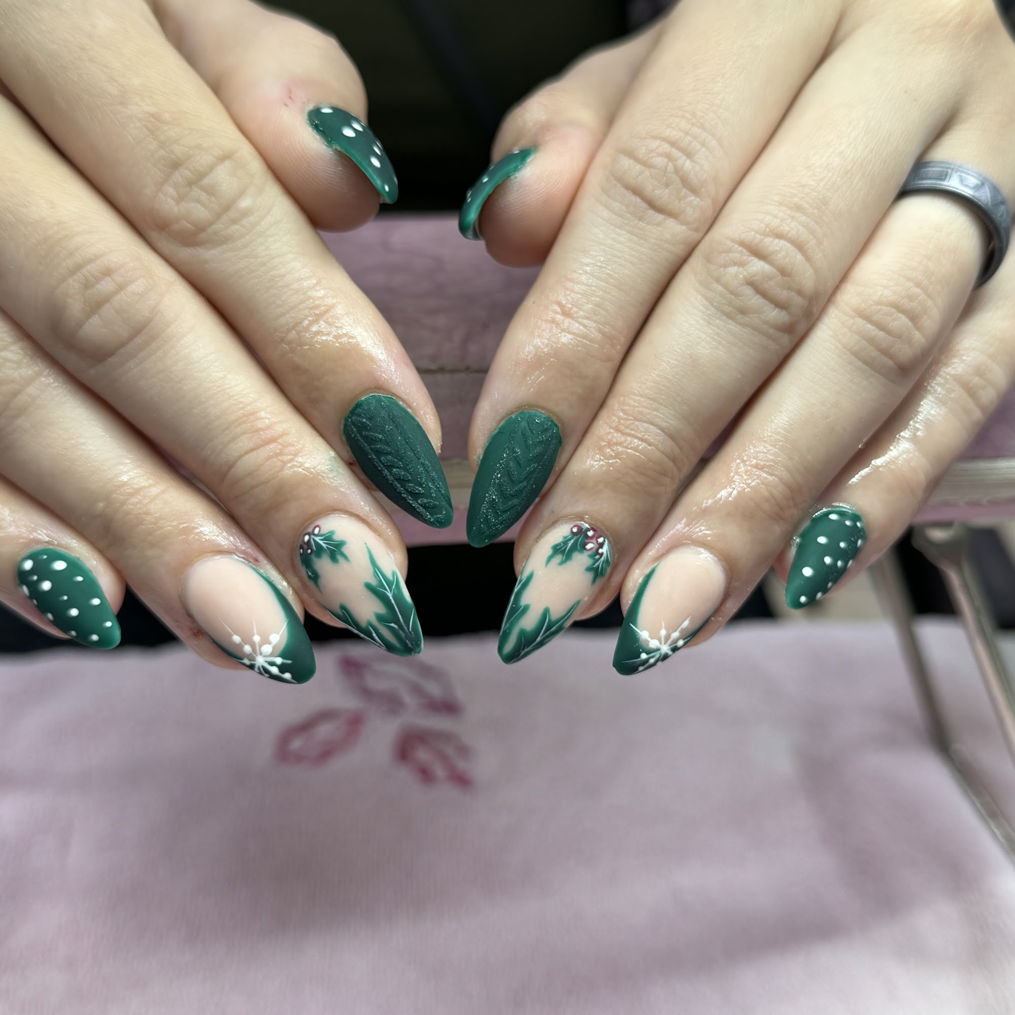 KayKay Nails 10 Eswin St, Cincinnati Ohio 45218