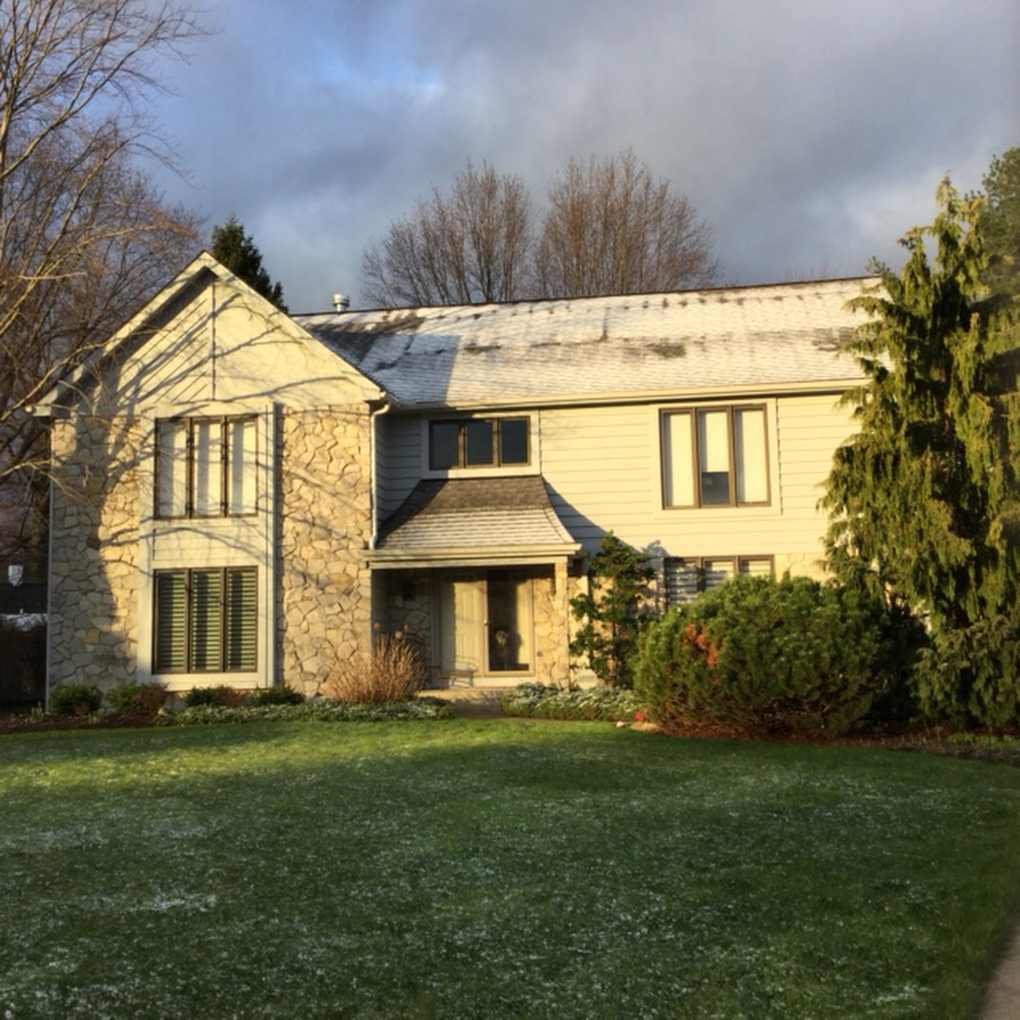 Straightline Siding Roofing