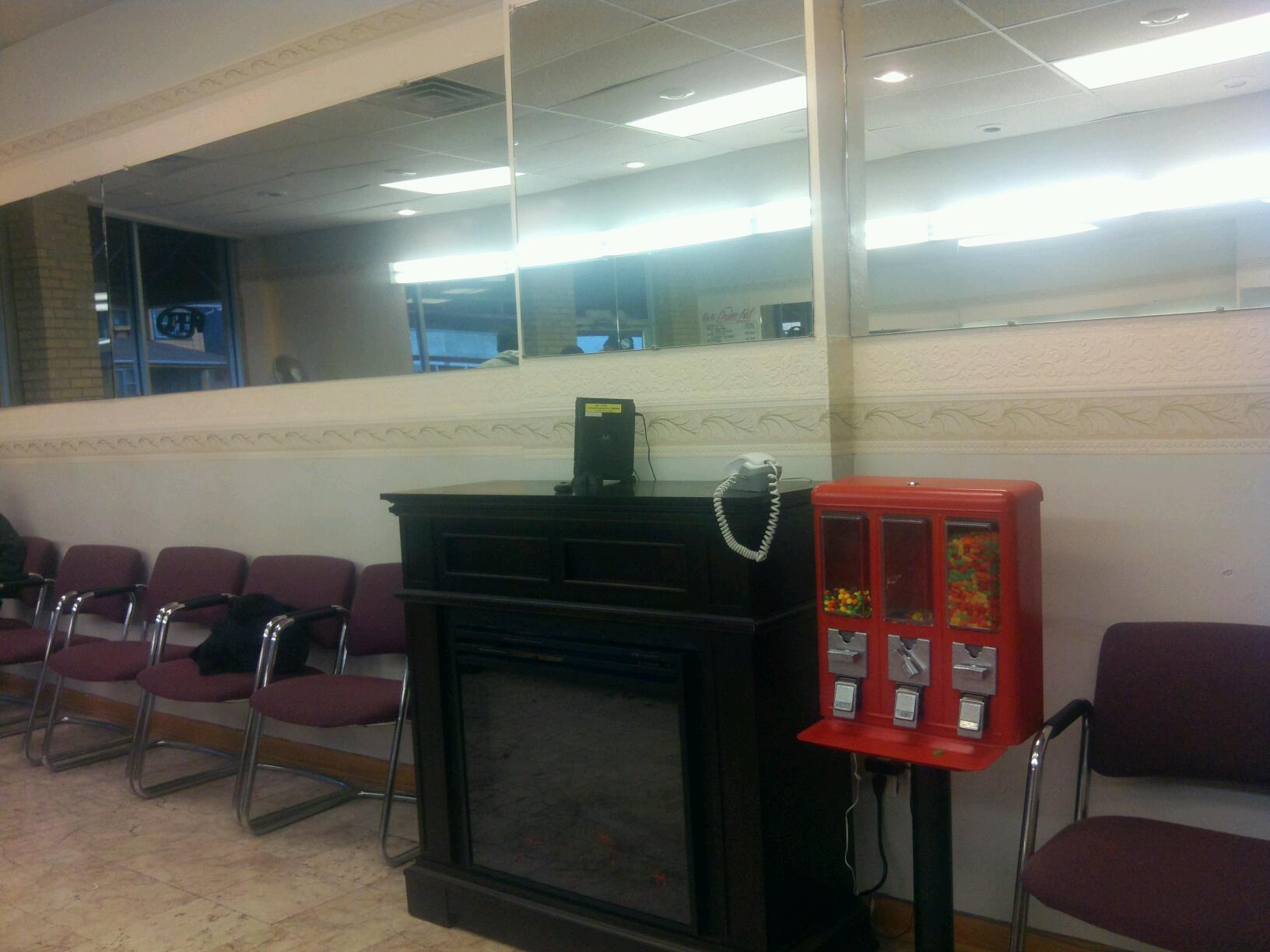 Platinum Cuts 12106 Kinsman Rd, Cleveland Ohio 44120