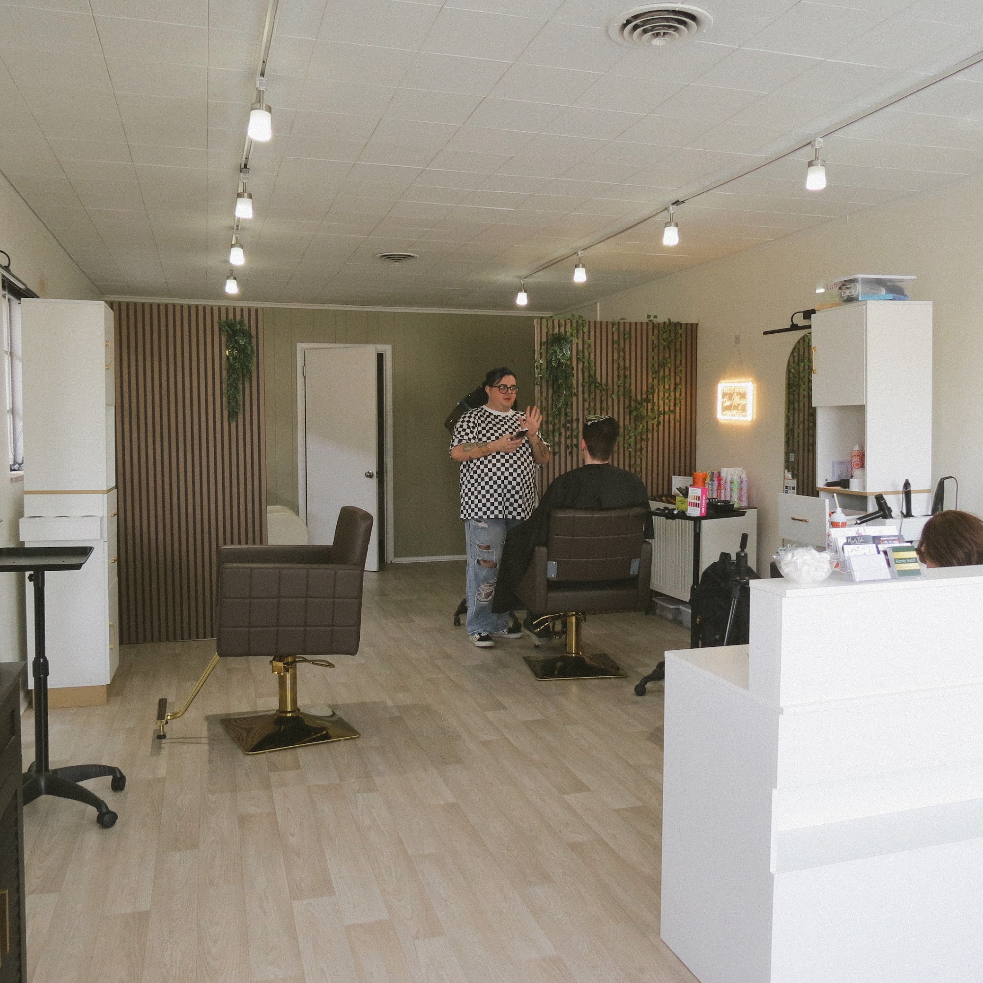 Purified Beauty Bar | Salon de Belleza 2997 W Broad St, Columbus Ohio 43204