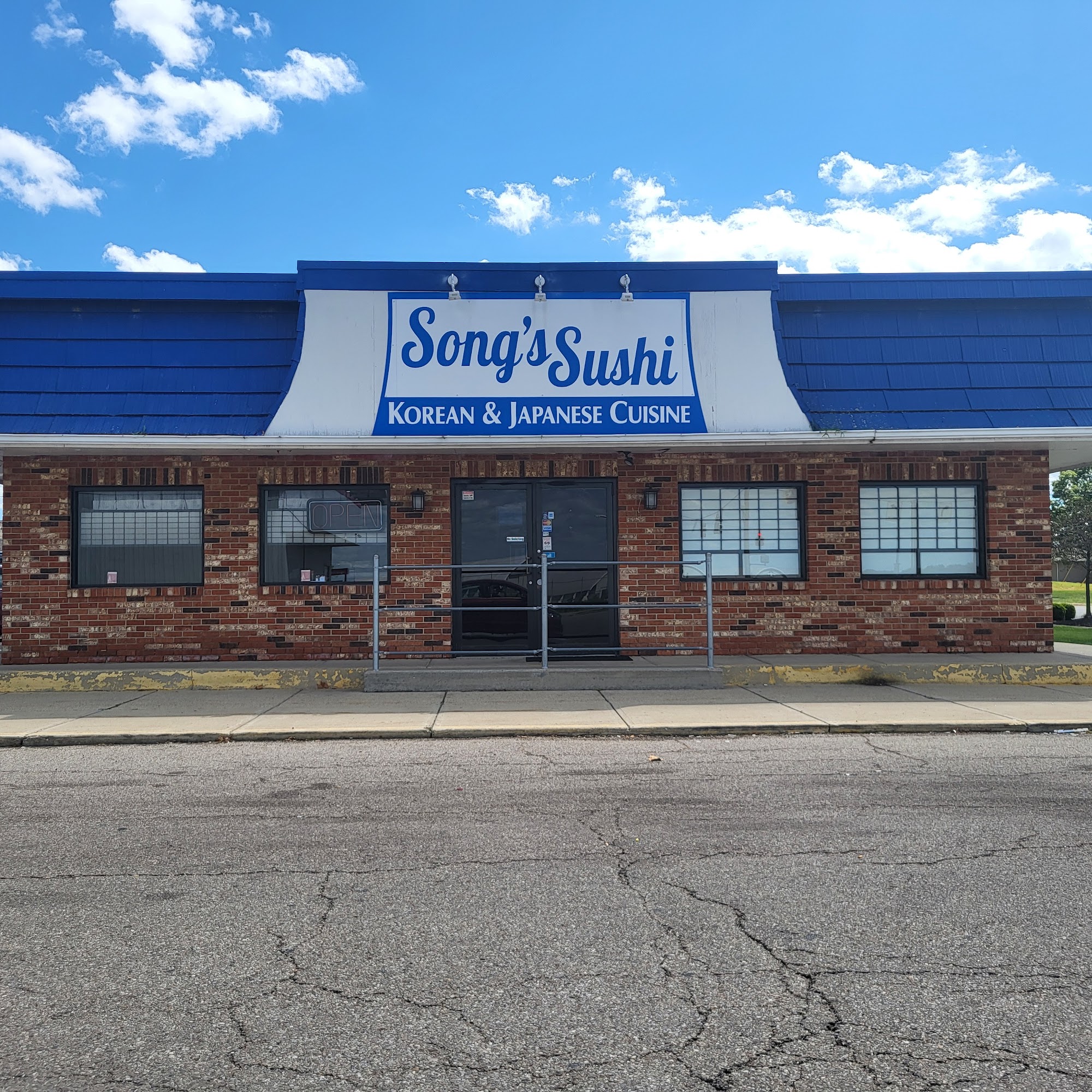 Song's Sushi Dayton