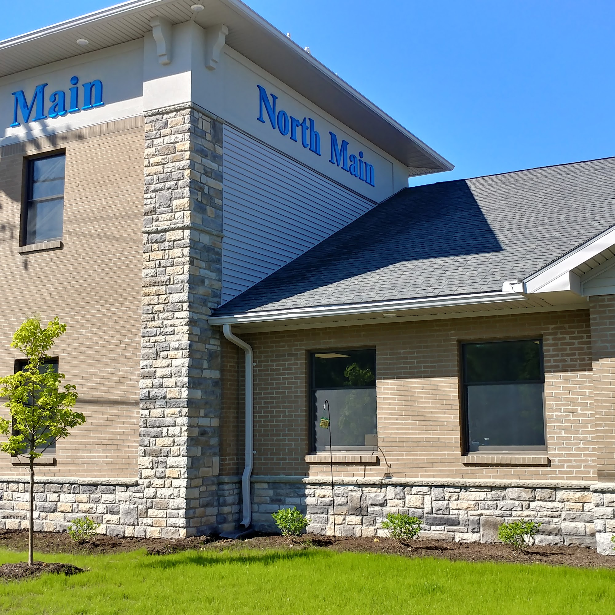 North Main Animal Clinic Dayton