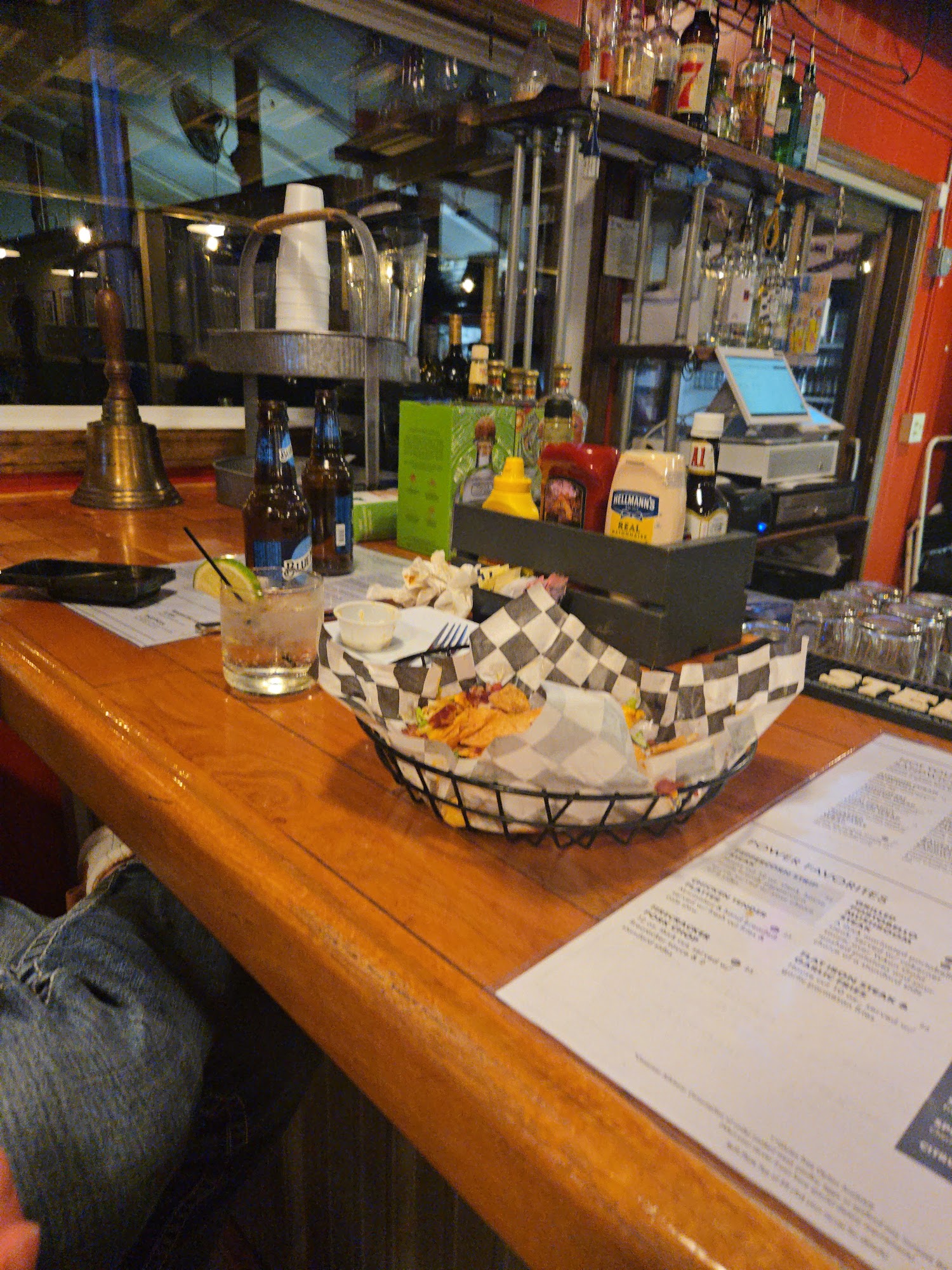 Sail 'N Power Grill 1601 Magnolia Rd SW, Dellroy