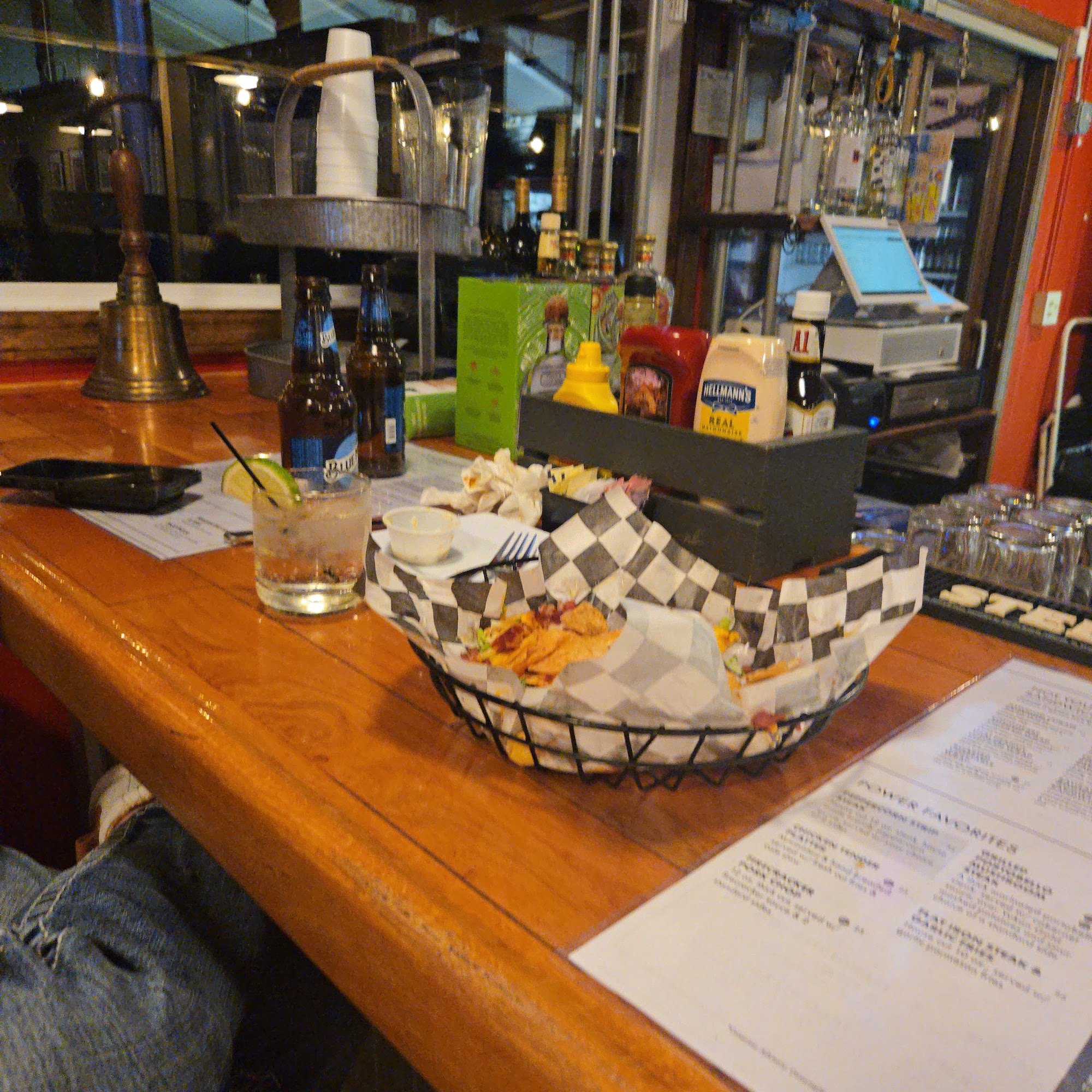 Sail 'N Power Grill 1601 Magnolia Rd SW, Dellroy