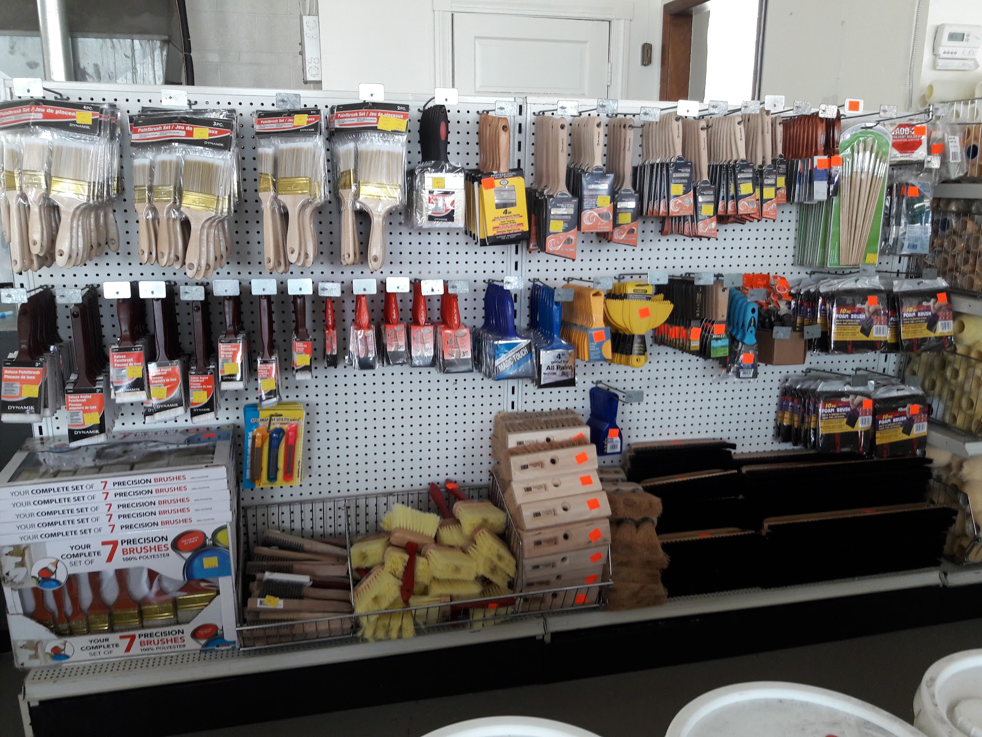 Name brand paints and closeouts Elyria