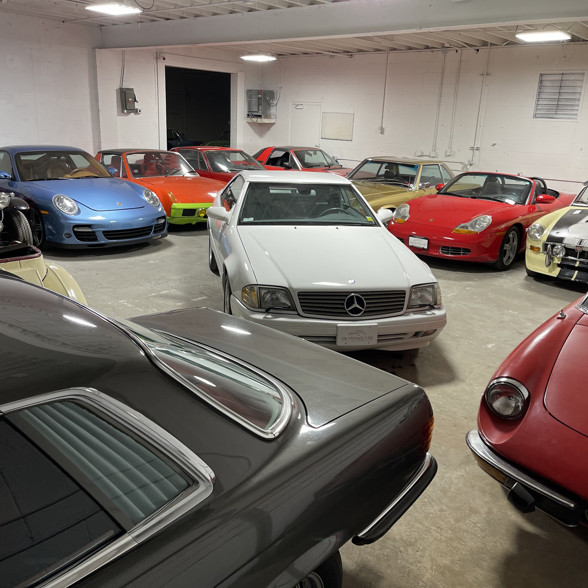 MB Vintage Cars Inc Elyria