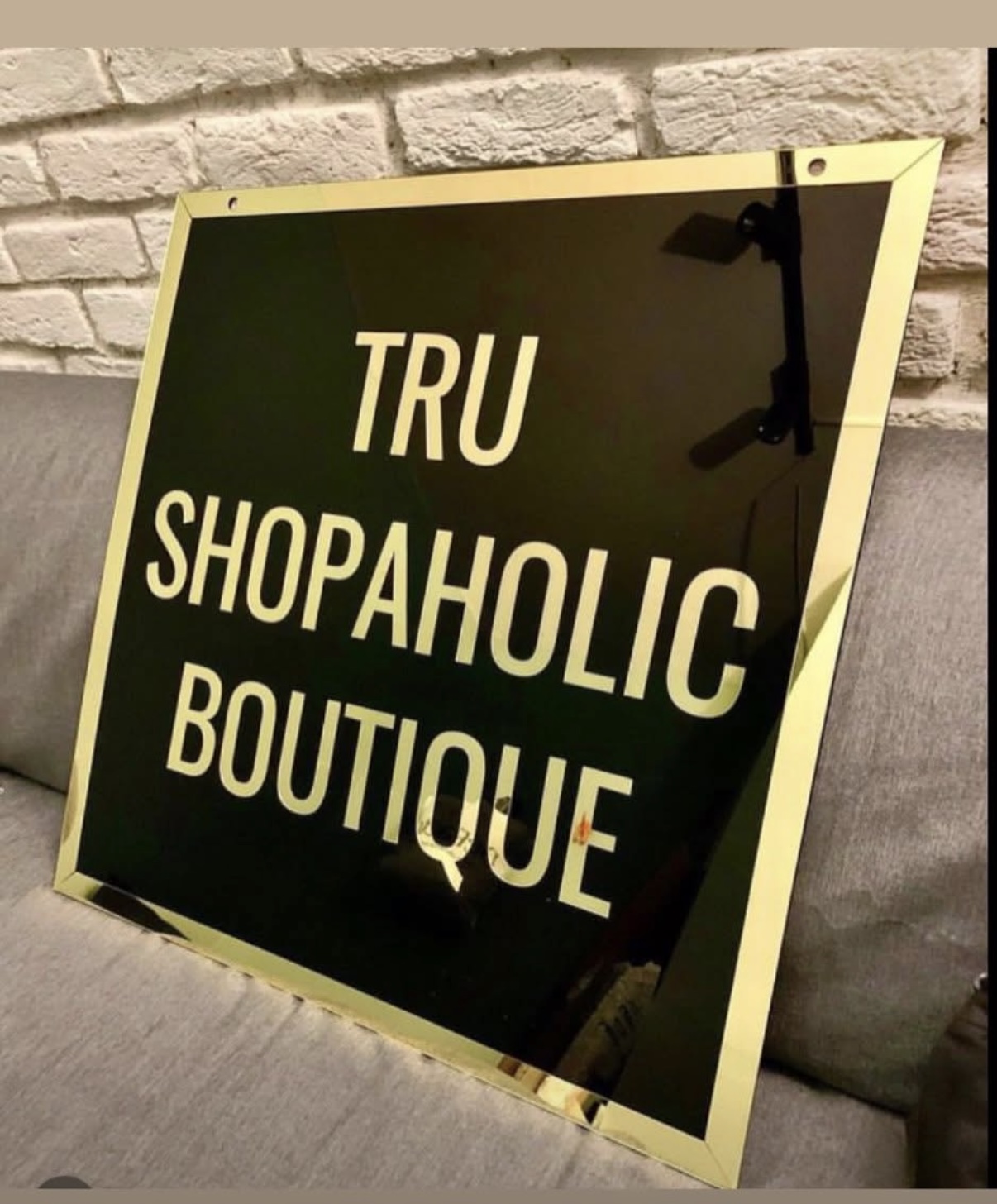 Tru Shopaholic Boutique Euclid