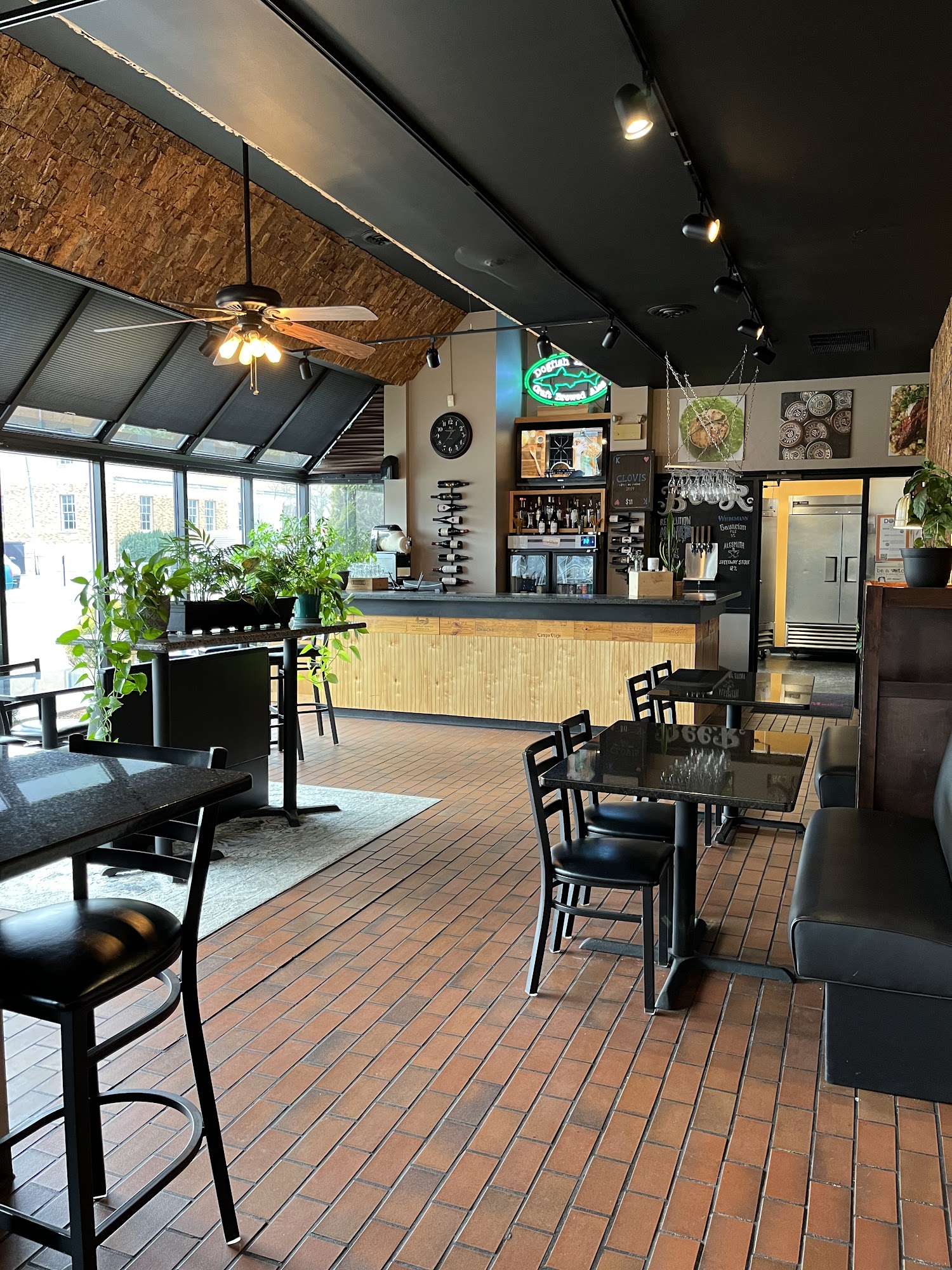 Wine Merchant Findlay