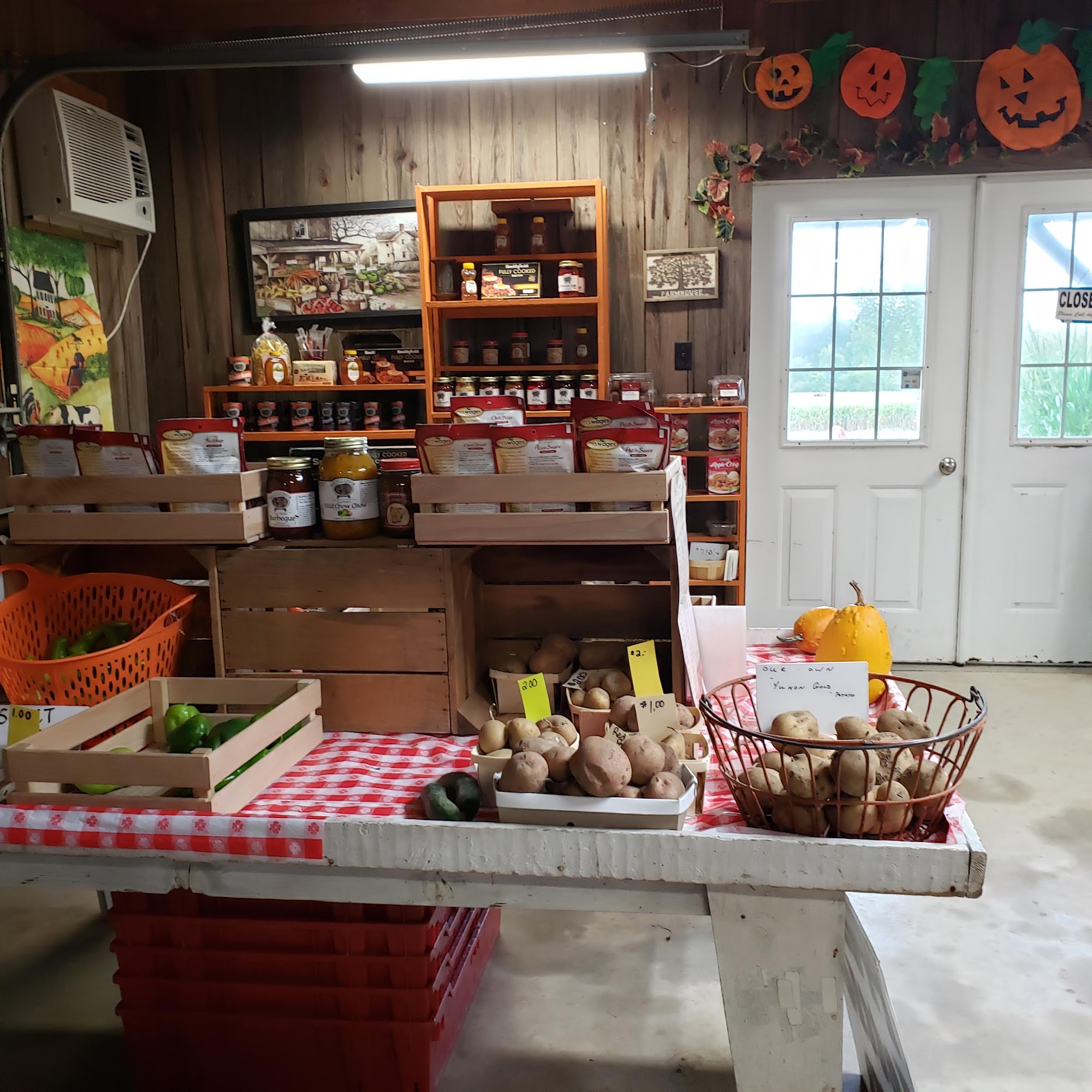 Conine’s Country Market Fostoria