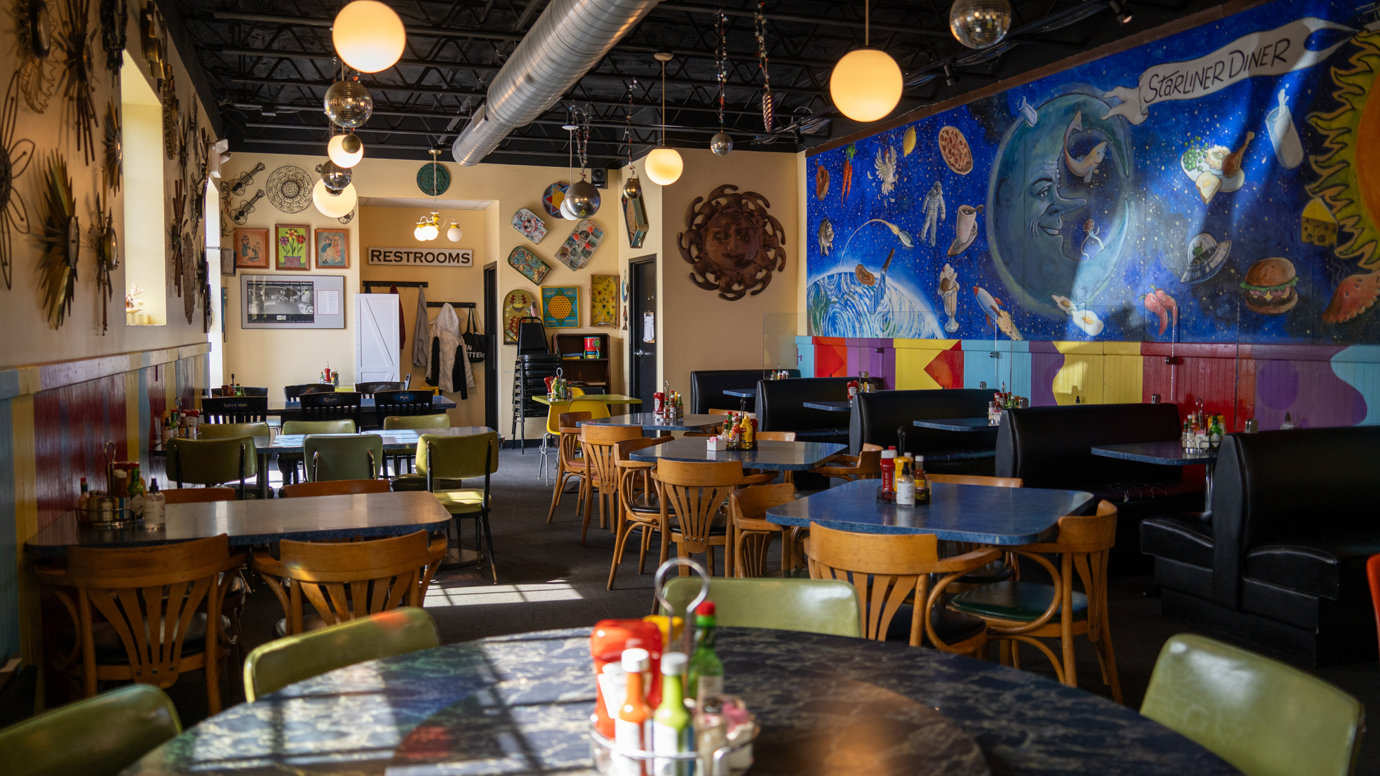 Starliner Diner Hilliard