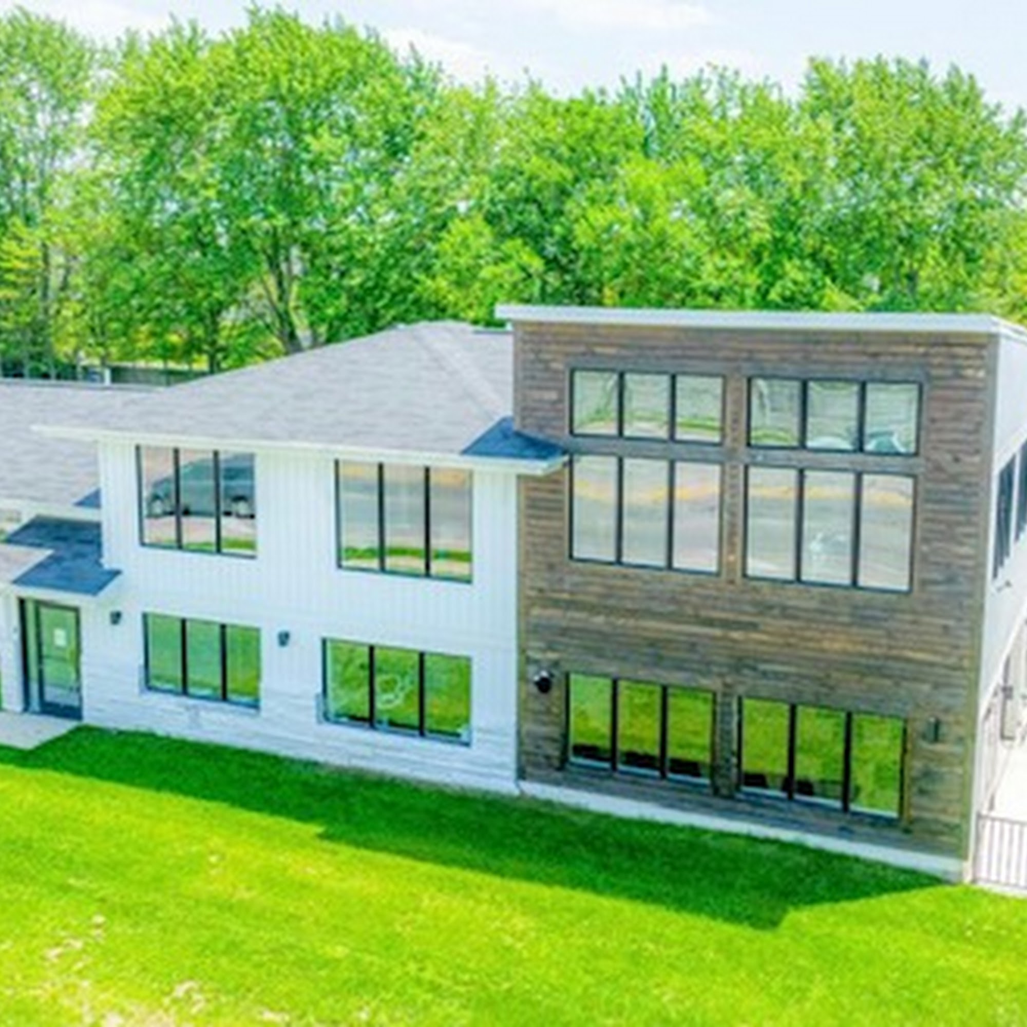 The Avenu Wellness Center 5309 Roberts Rd, Hilliard Ohio 43026