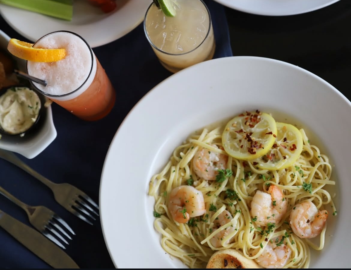 The Lake House Kitchen + Bar Kent