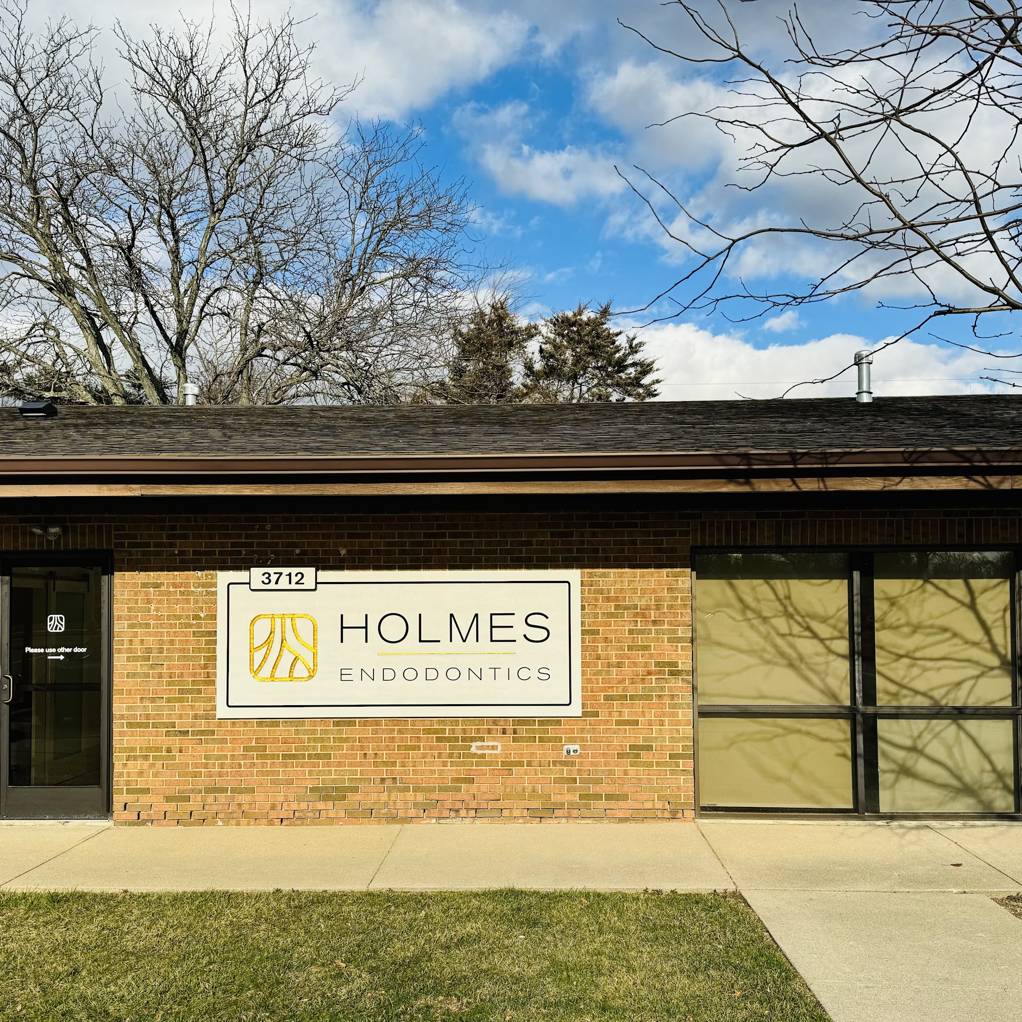 Holmes Endodontics 3712 Wilmington Pike, Kettering Ohio 45429
