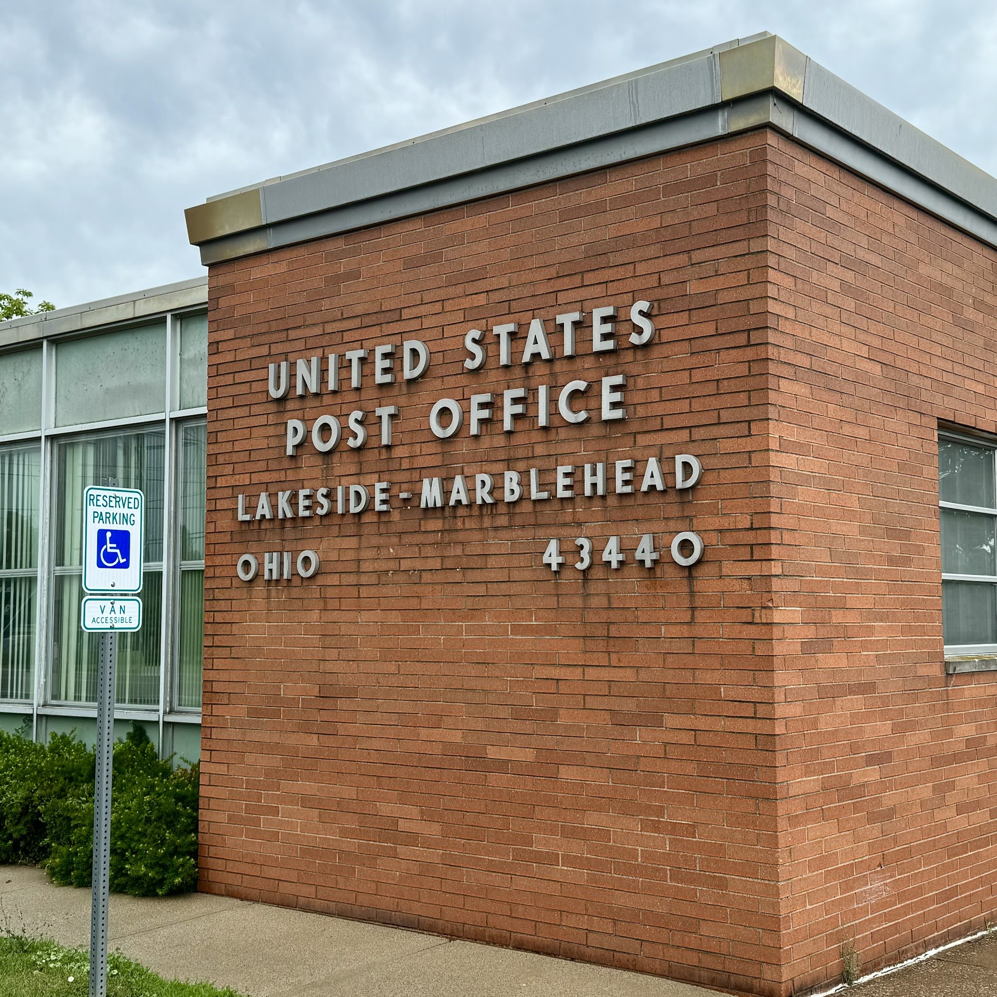 United States Postal Service Lakeside Marblehead