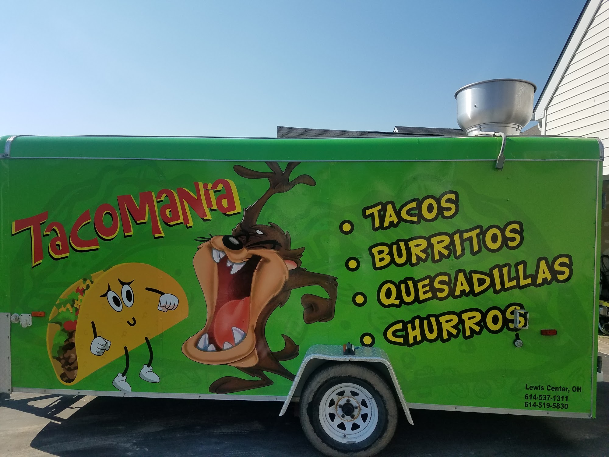 Tacomania food truck Lewis Center