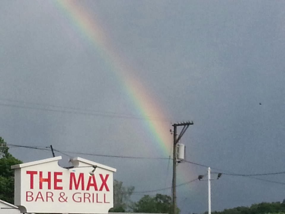 THE MAX Bar & Grill Menu