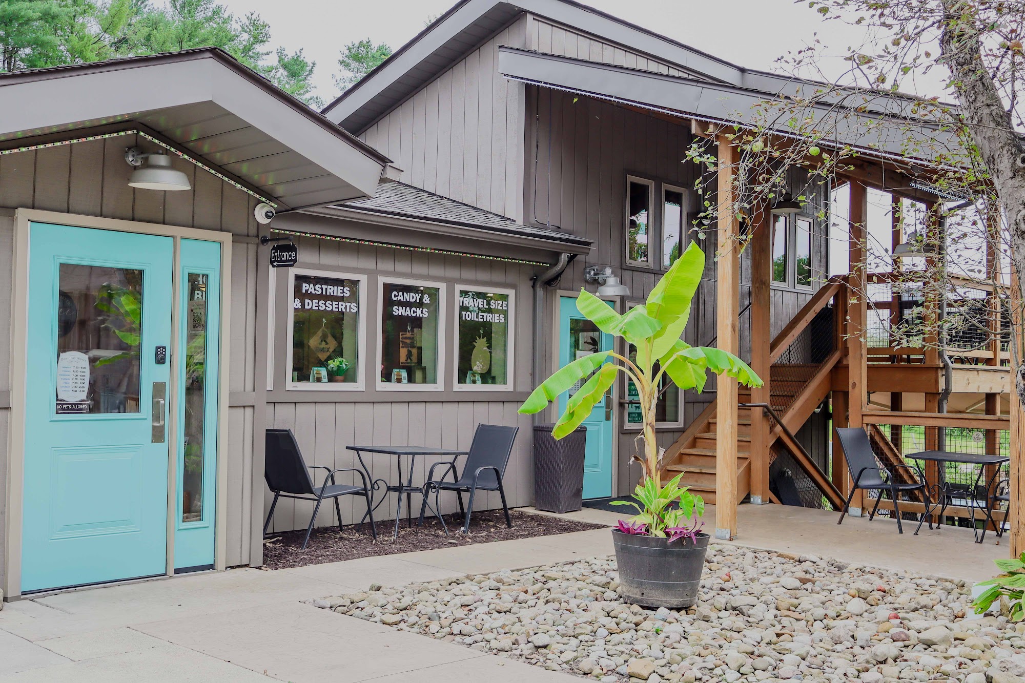 Hocking Hills Inn & Coffee Emporium Logan