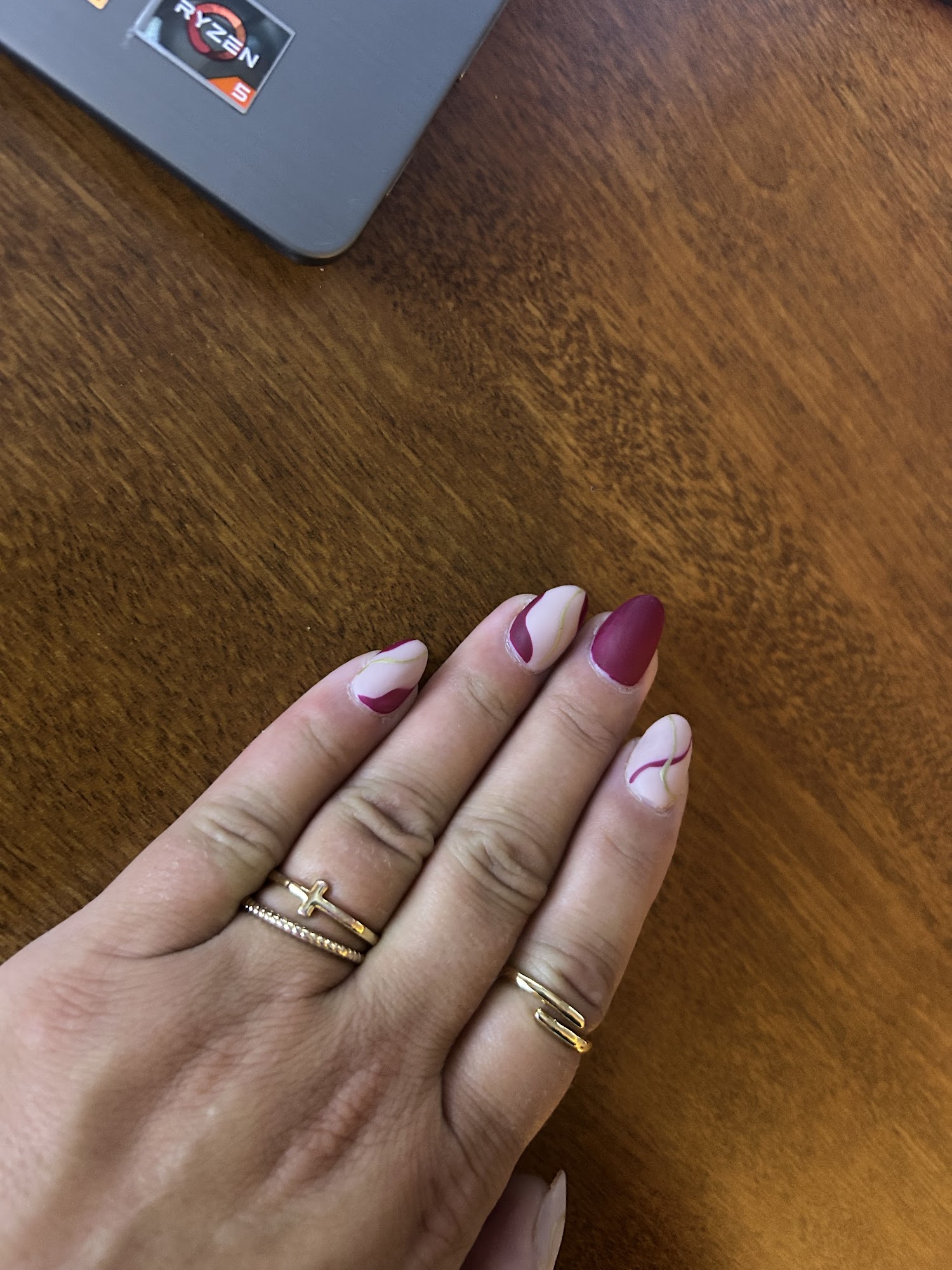 Hidden Gem Nails 42 S Spring St, Logan Ohio 43138